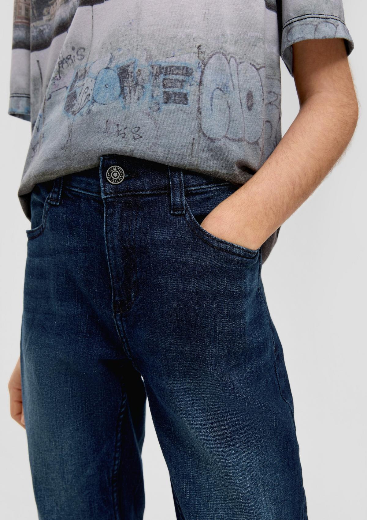 s.Oliver Jeans hlače Seattle/kroj Regular Fit/Mid Rise/ravne hlačnice