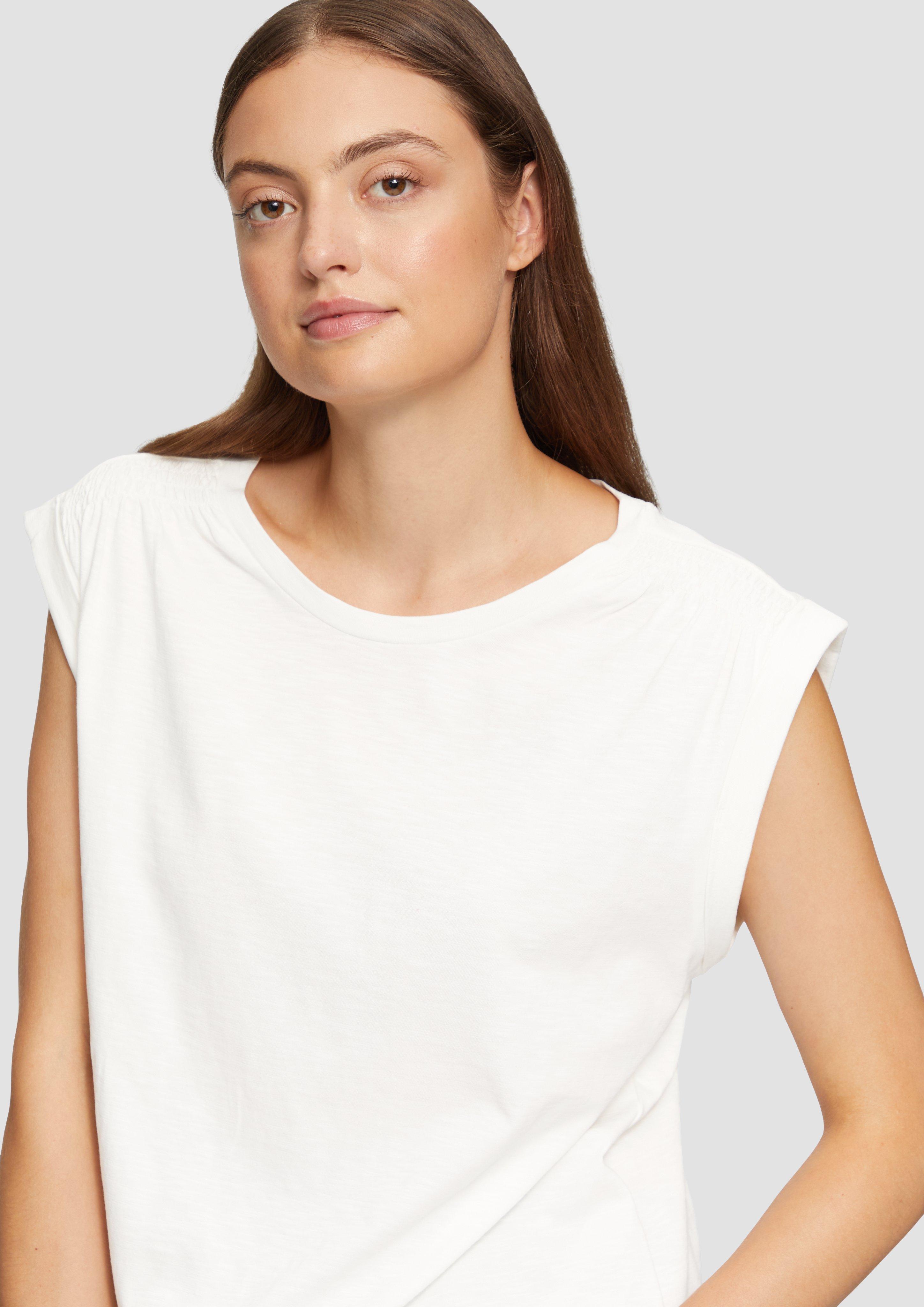 T-Shirt in 0210, 4397, 4482 & 9999