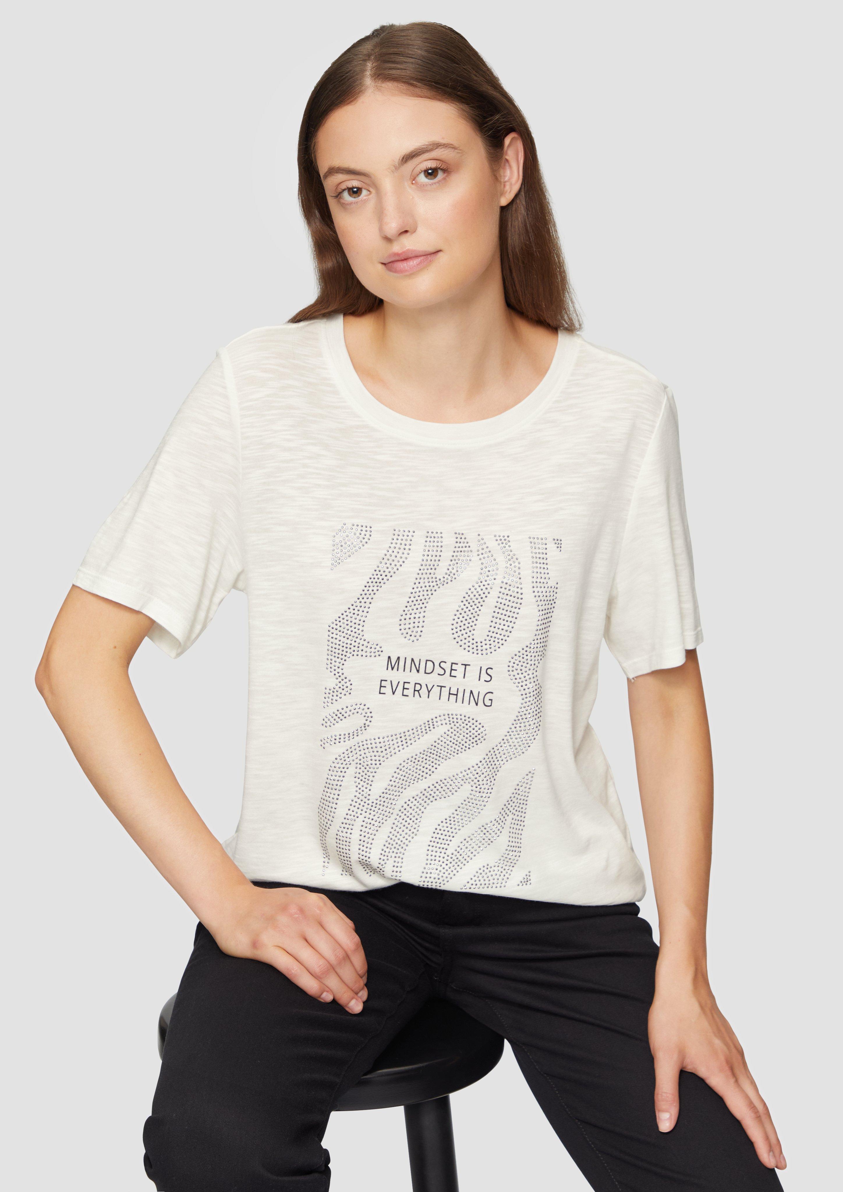 T-shirt in 02D0, 99D0 & 44D0