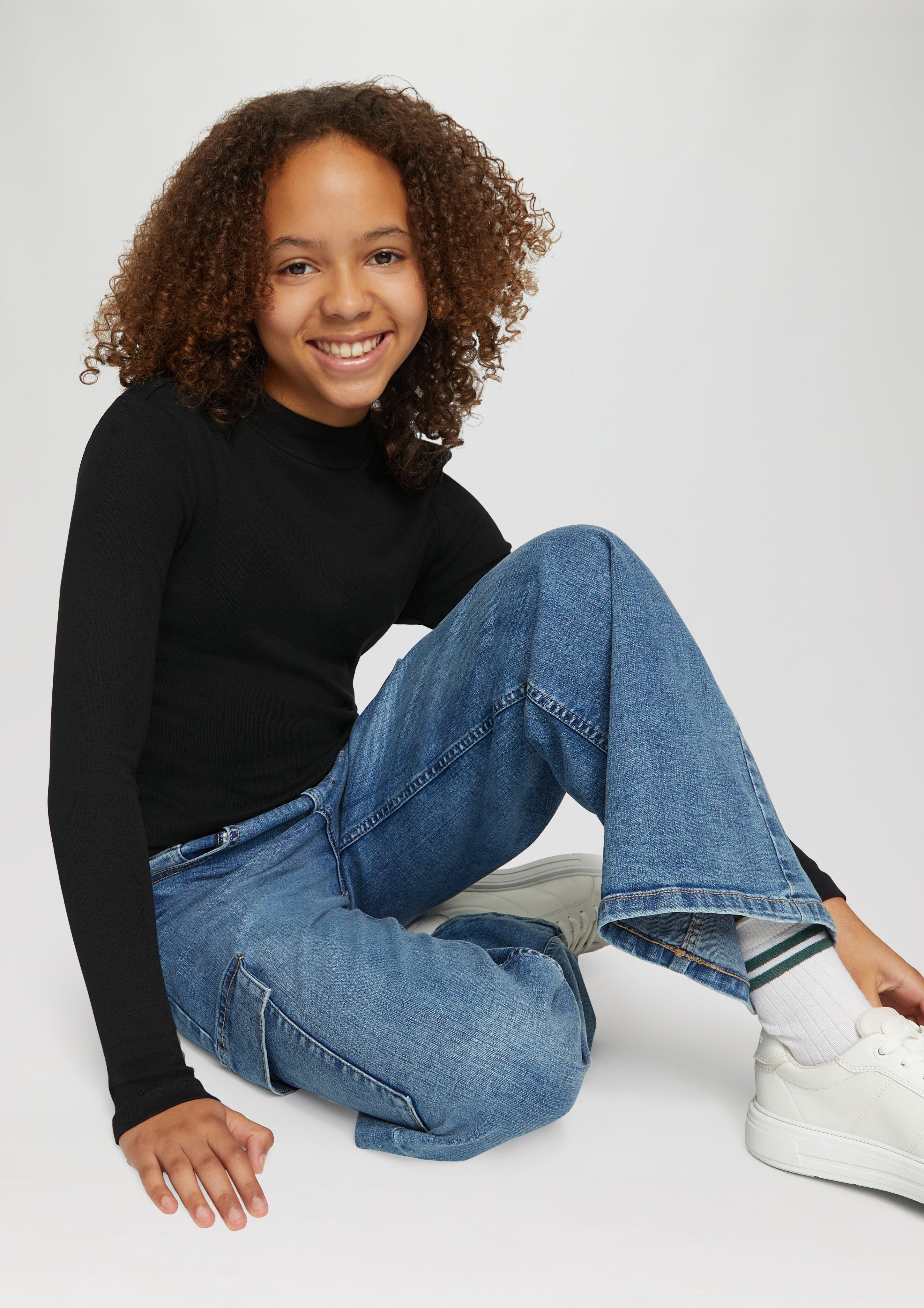 T-shirt in 9999 & 3833