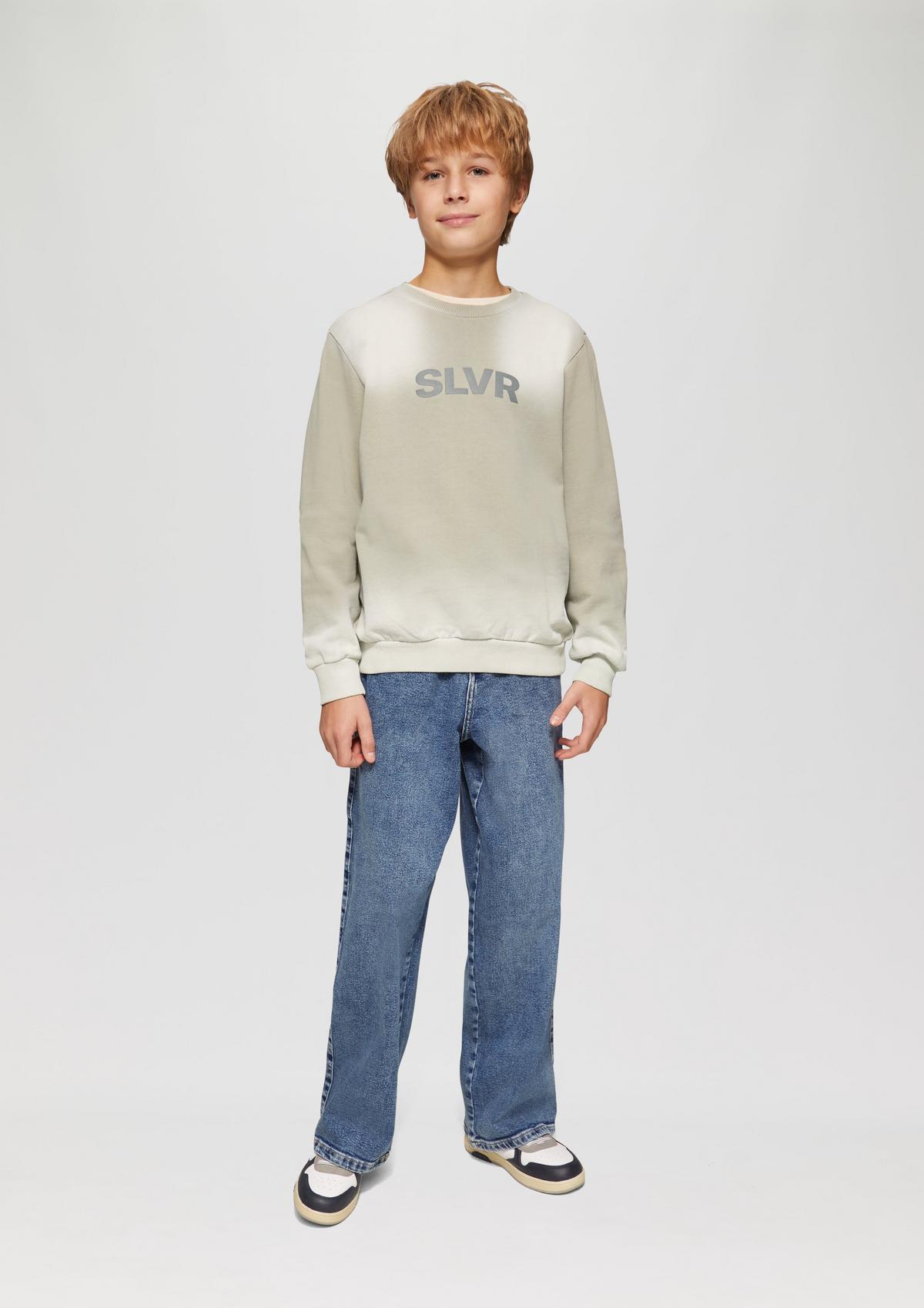 2152872.54Z2_look?w=1200&q=80 2152872.54Z2_look?w=1200&q=80