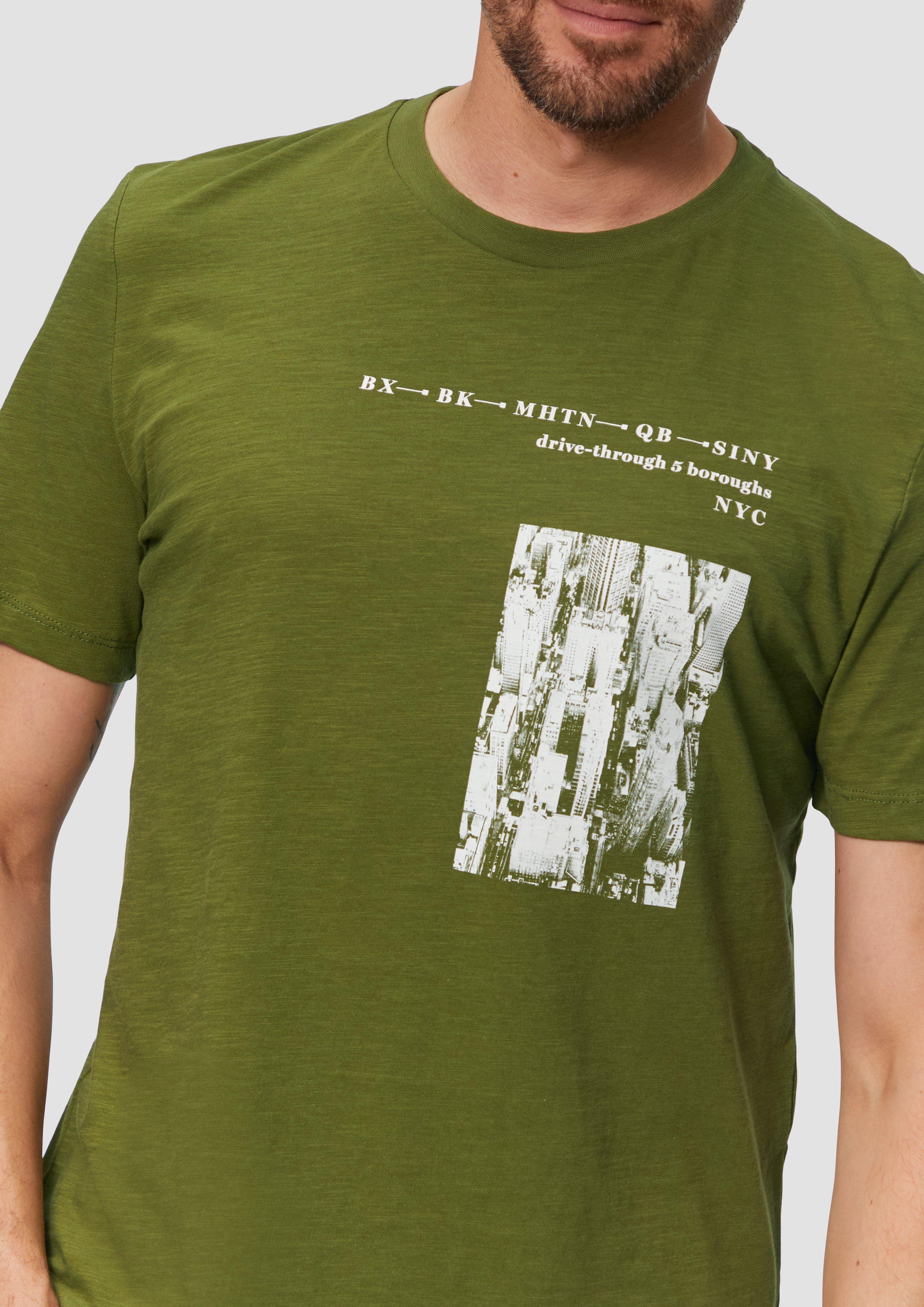 T-shirt in 77D1, 54D1, 77D2, 33D2, 01D2, 59D1, 59D2, 48D2 & 48D1