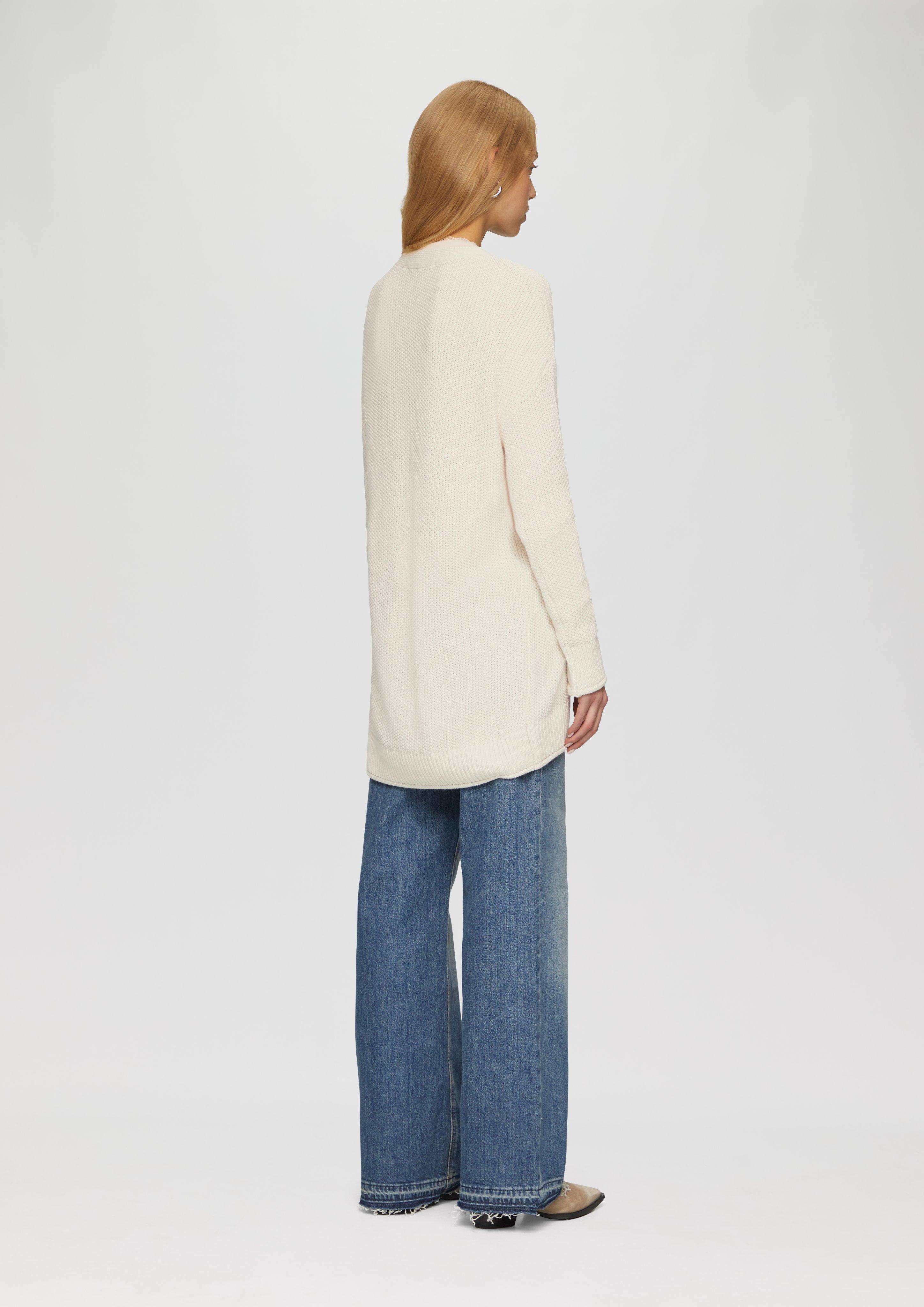 Cardigan in 0510, 9999, 4988 & 7219