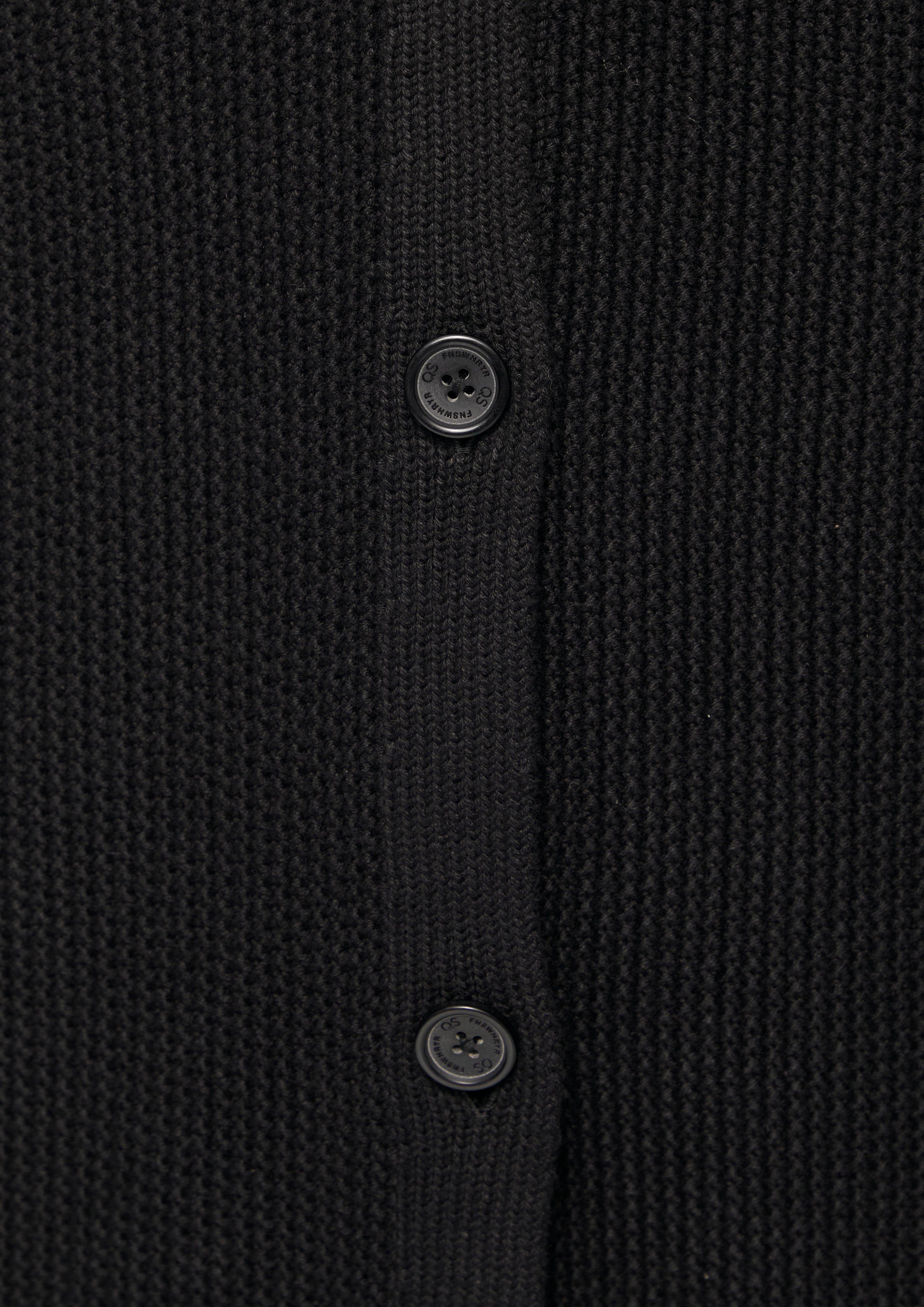 Cardigan in 9999, 4988 & 7219