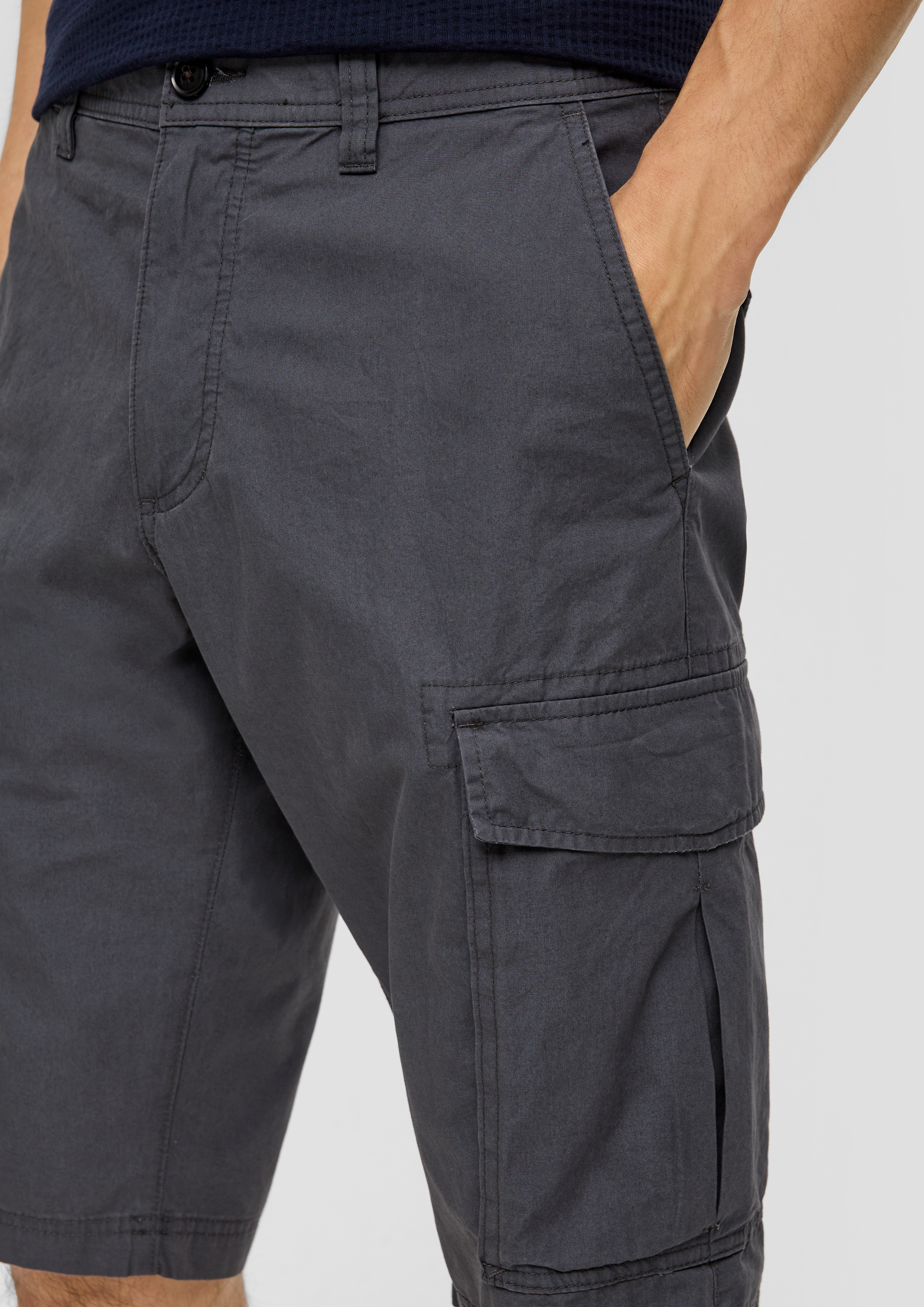 Bermuda in 9581, 7940, 8410 & 5978