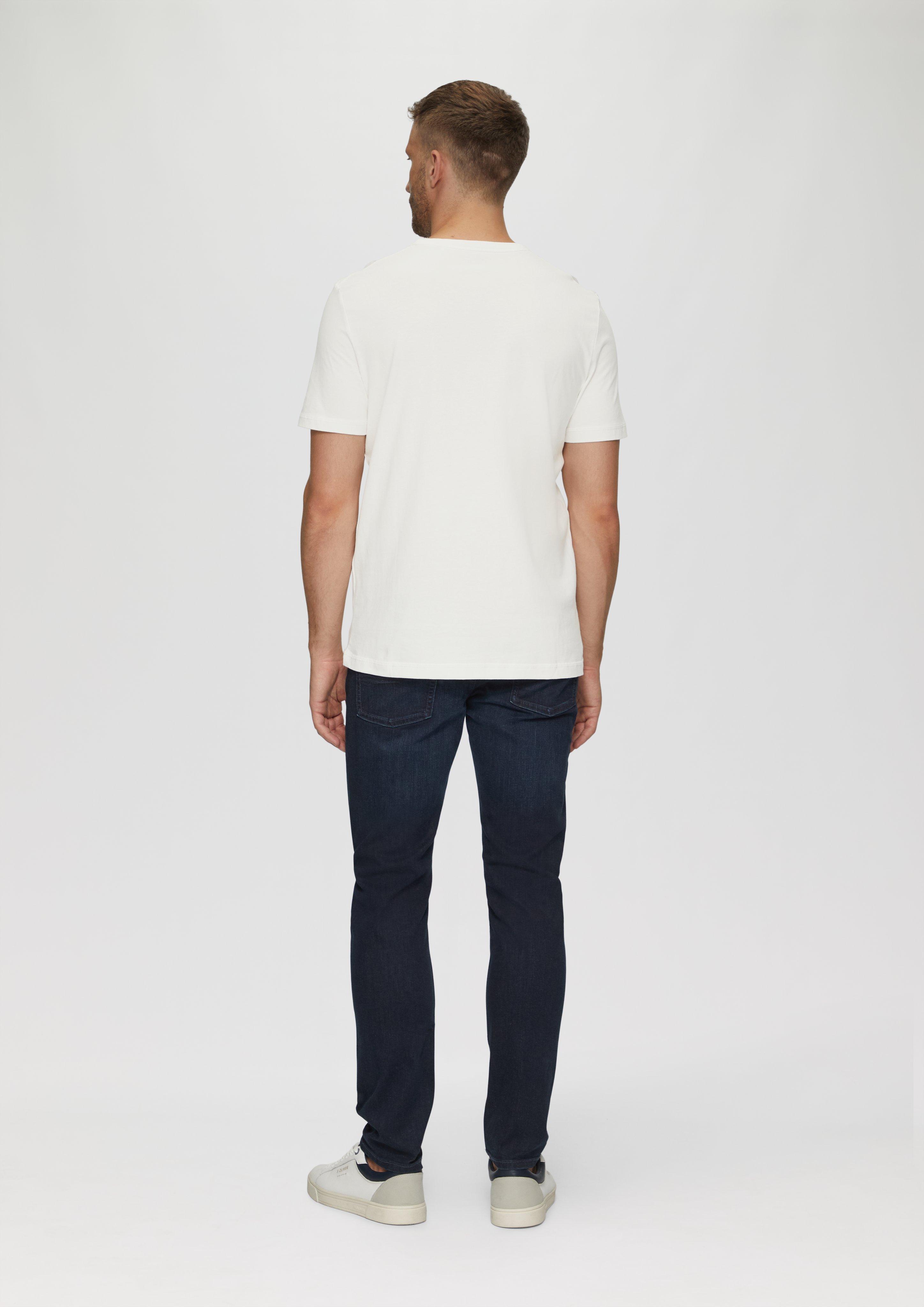 T-shirt in 01D1, 01D3, 01D4, 59D3, 59D1, 33D1, 67D1, 33D2, 72D4 & 72D2