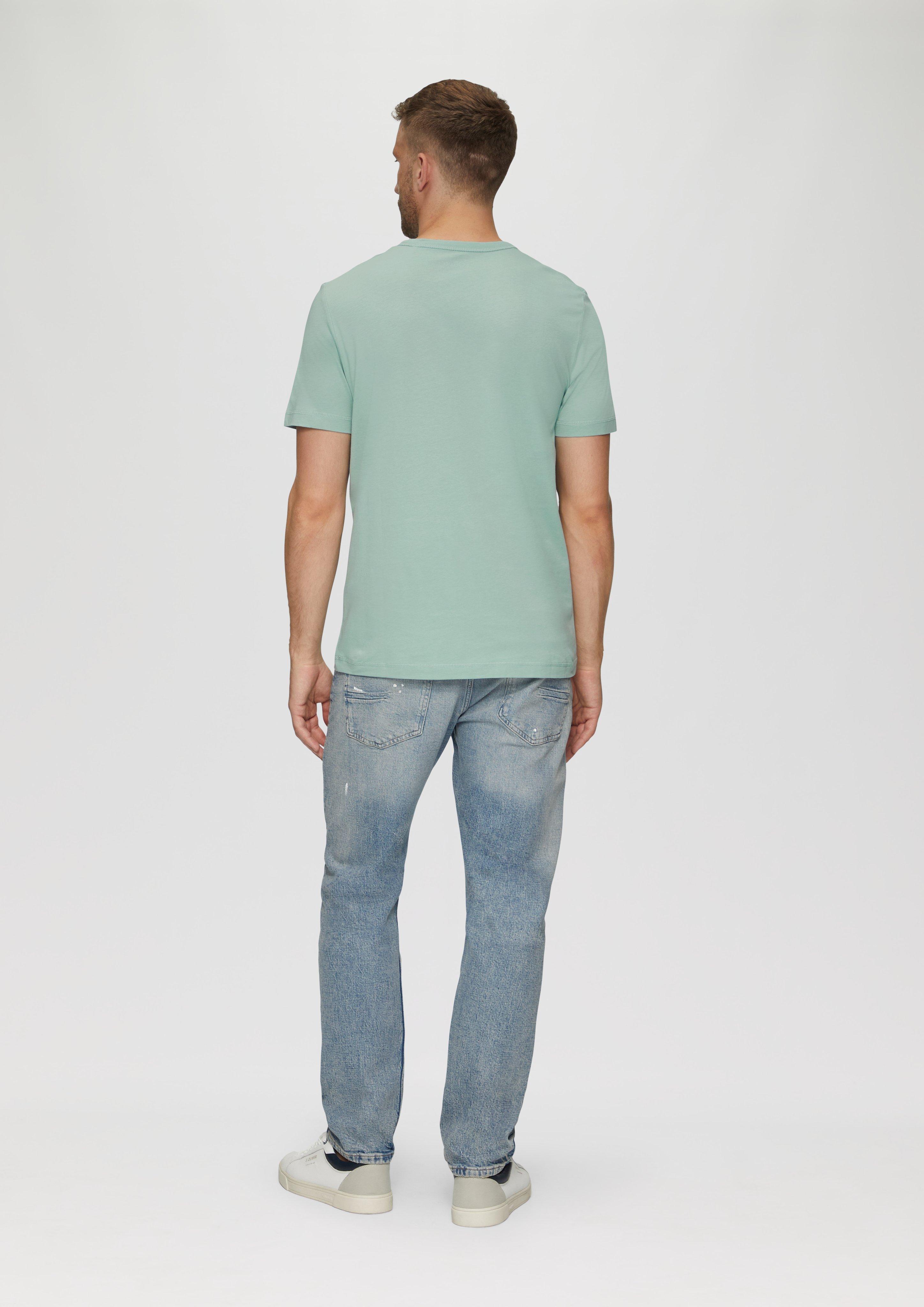 T-Shirt in 72D2, 01D3, 01D4, 59D3, 59D1, 33D1, 67D1, 01D1, 33D2 & 72D4