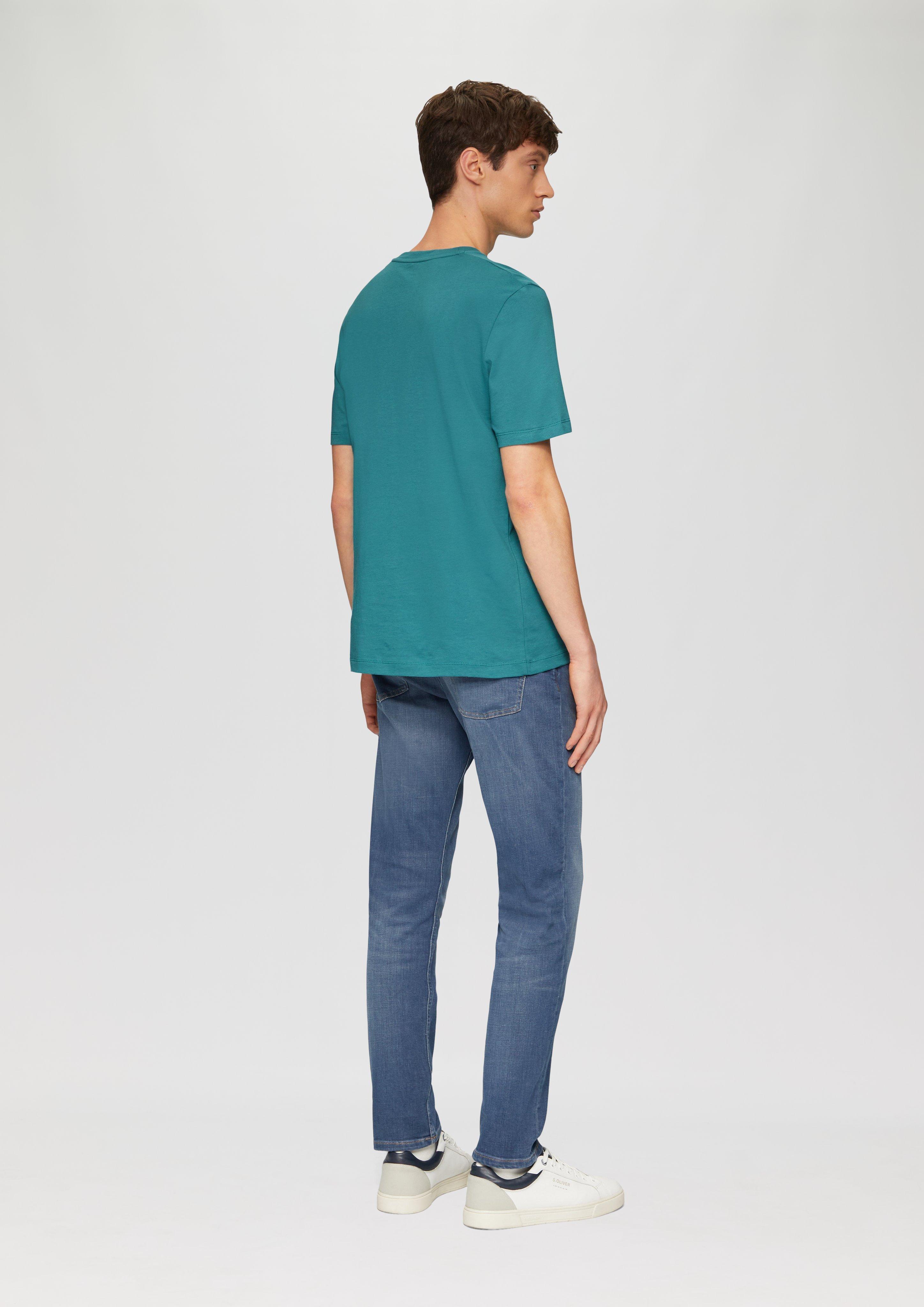 T-shirt in 67D2, 01D1 & 55D1