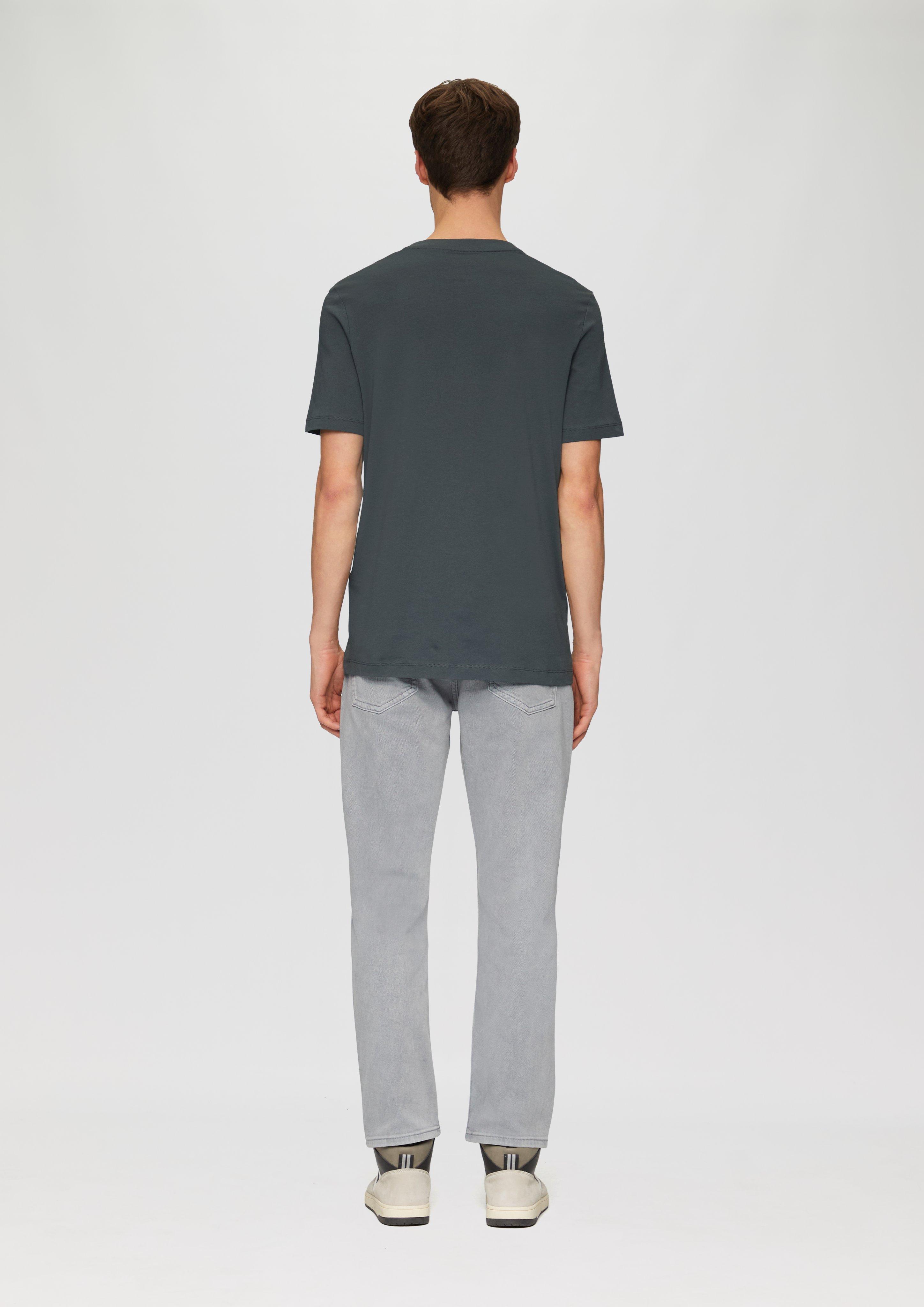 T-shirt in 95D2, 01D1, 55D1 & 67D2