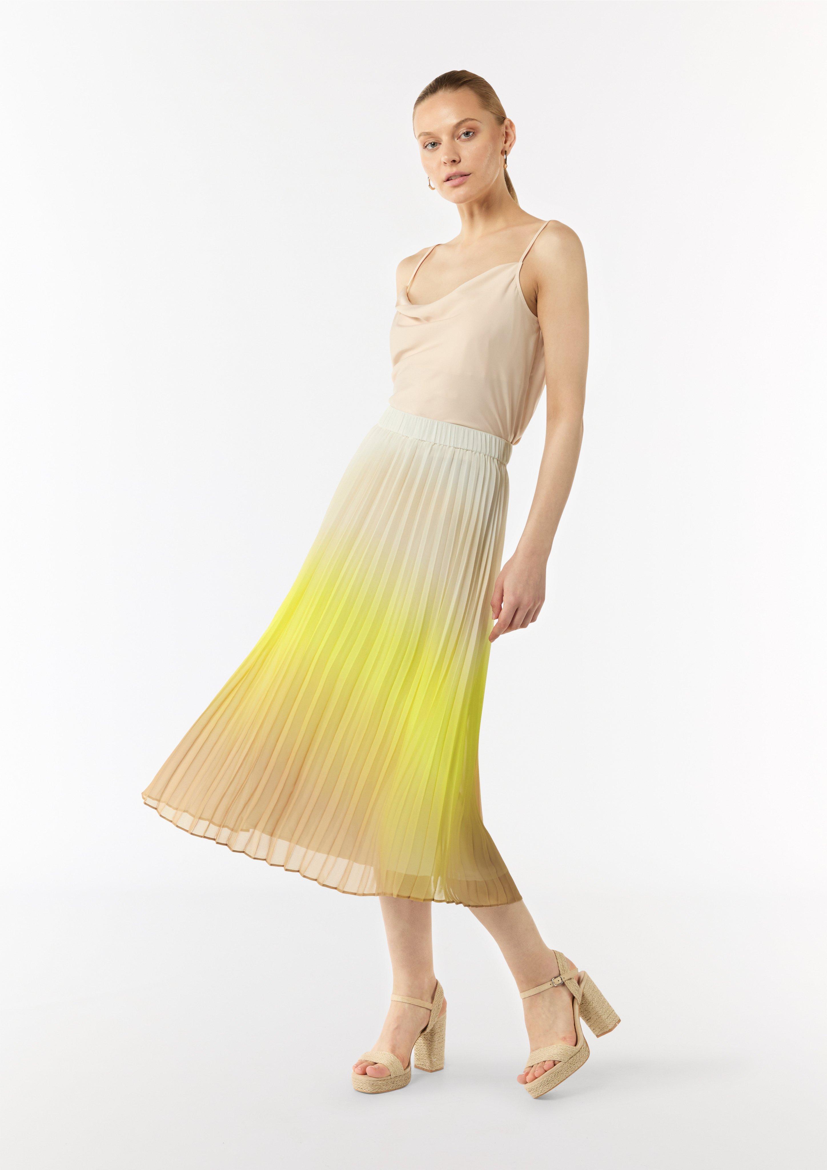 Skirt with plissé pleats and an all-over print - lemon | Comma Skirt with plissé pleats and an all-over print - lemon | Comma