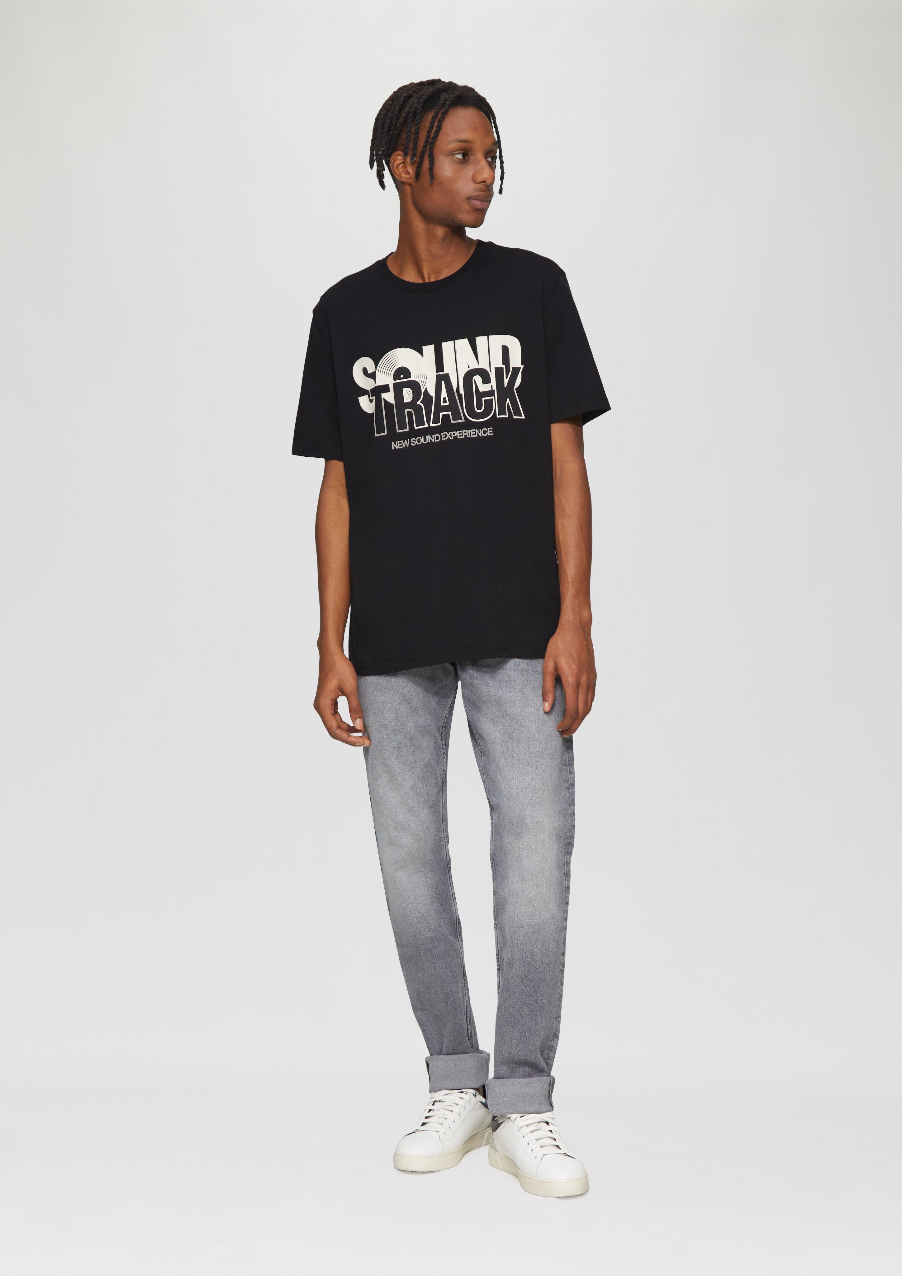 T-shirt in 99D0 & 05D0