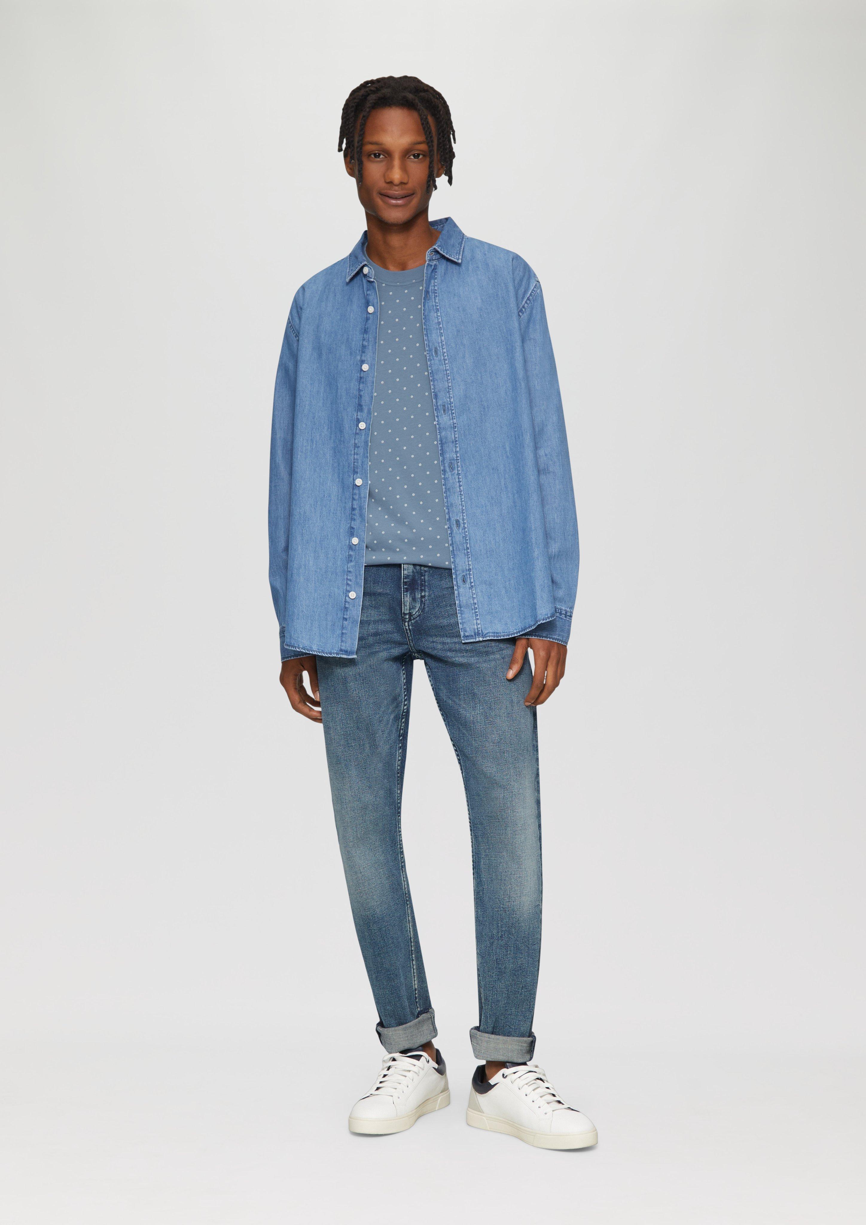 T-shirt in 54A0, 76A1 & 99A0