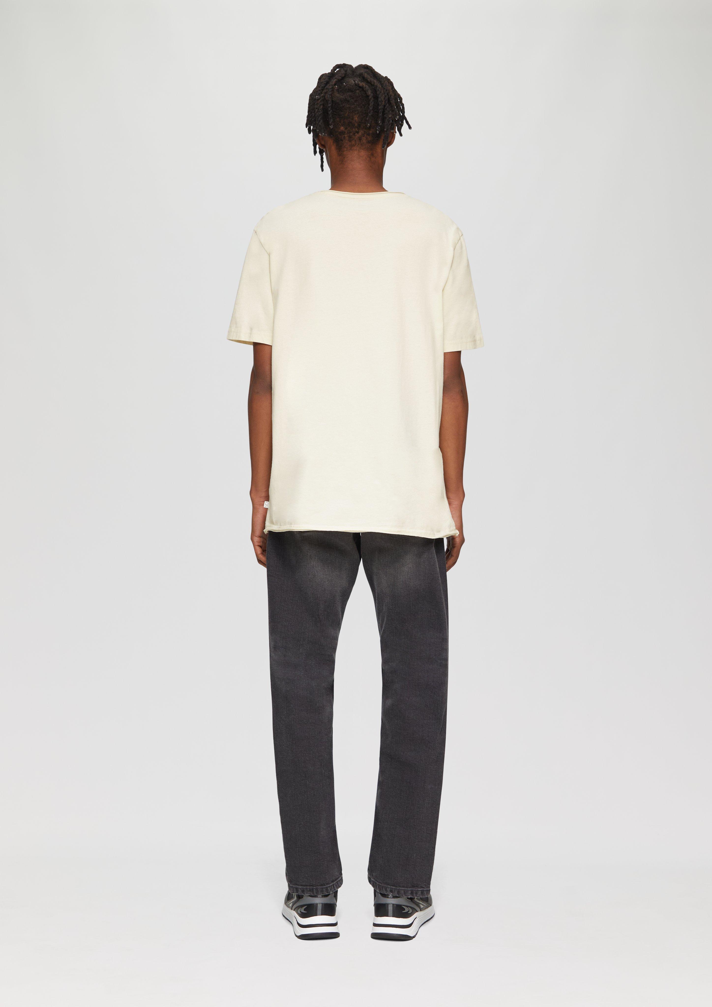 T-shirt in 0510, 4784 & 5920