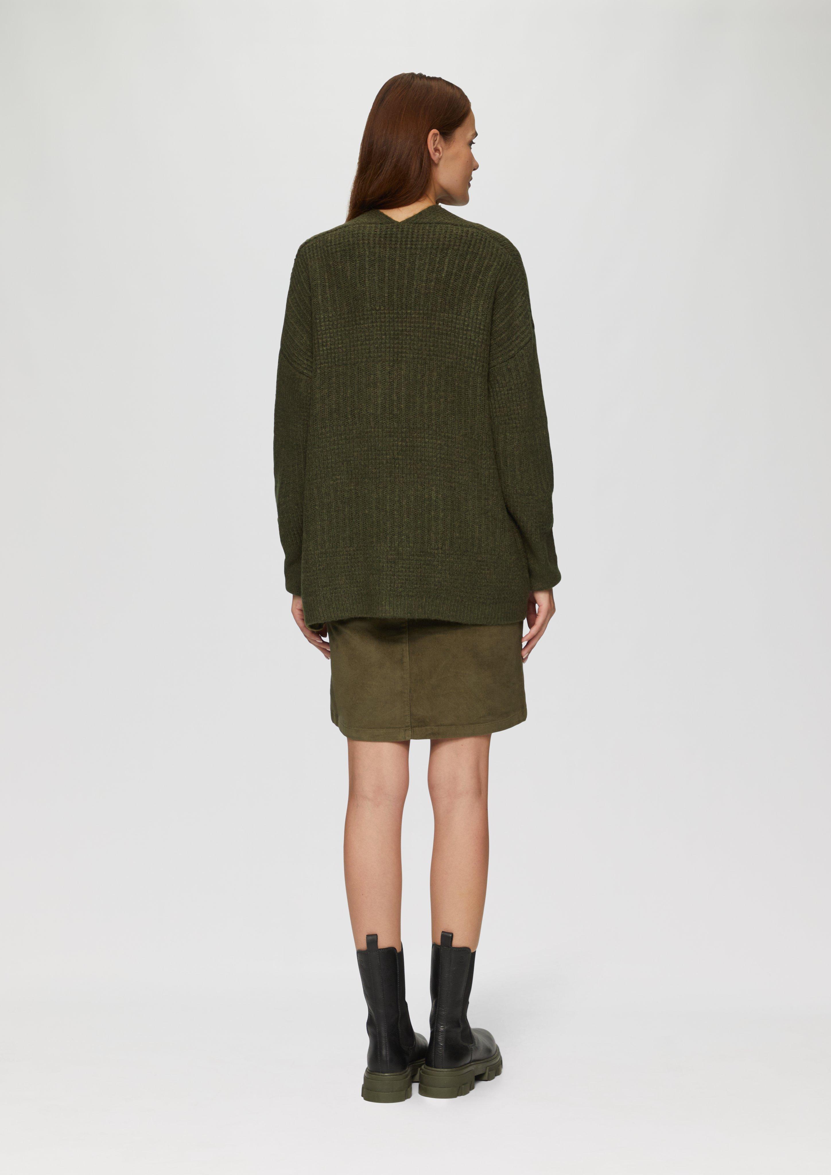 Cardigan in 7926, 5959 & 83W3