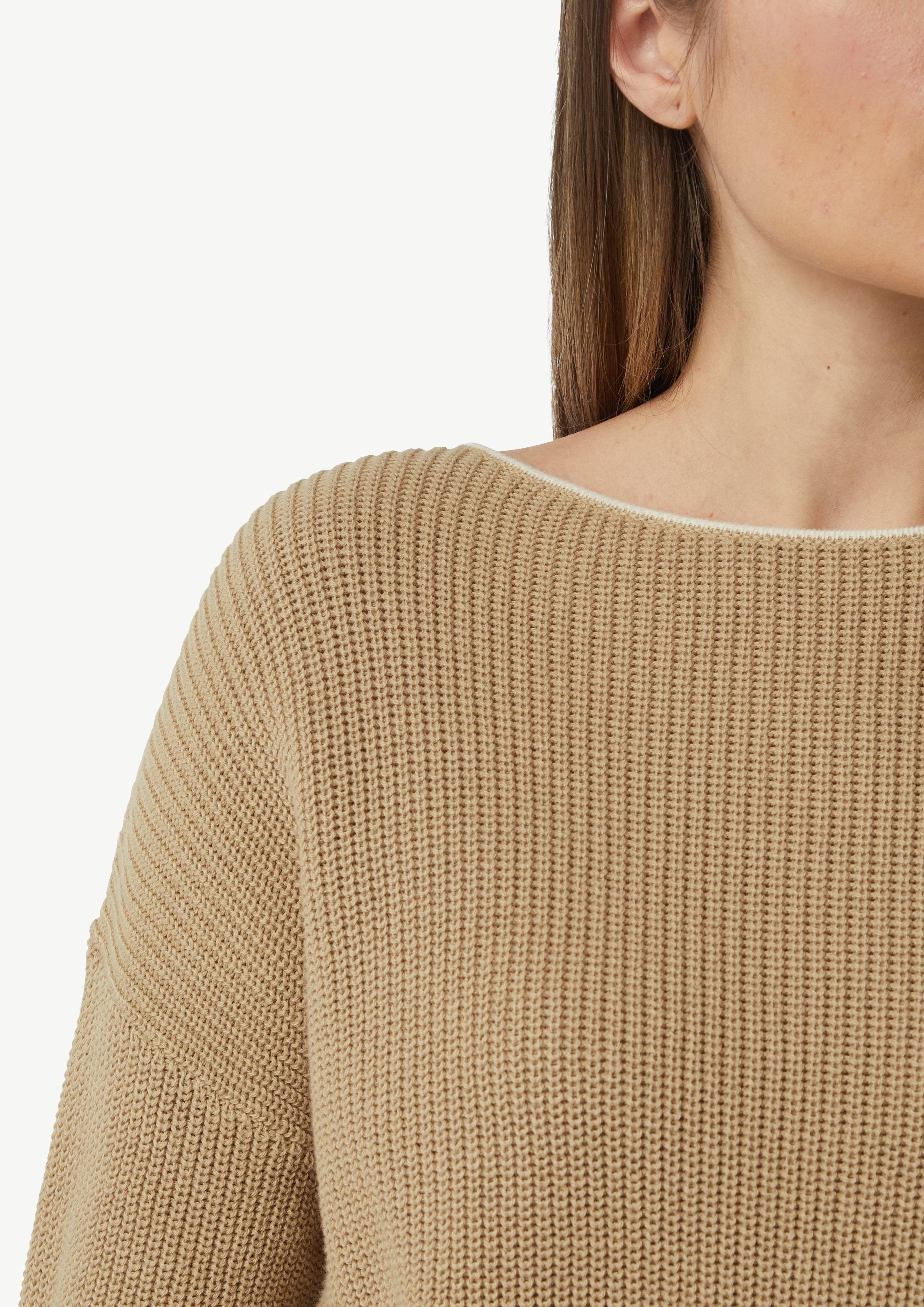 Knitted pullover in 8406 & 4242