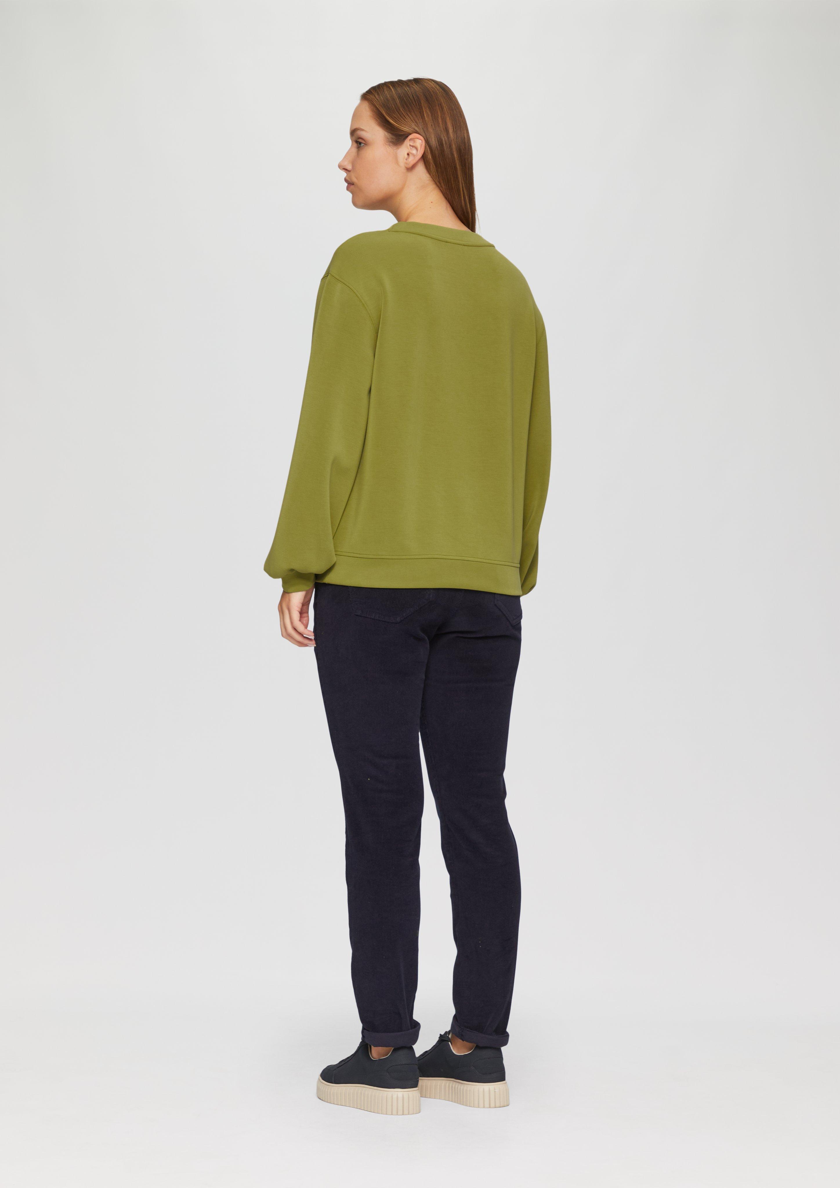 Sweatshirt in 7774, 0210 & 9400