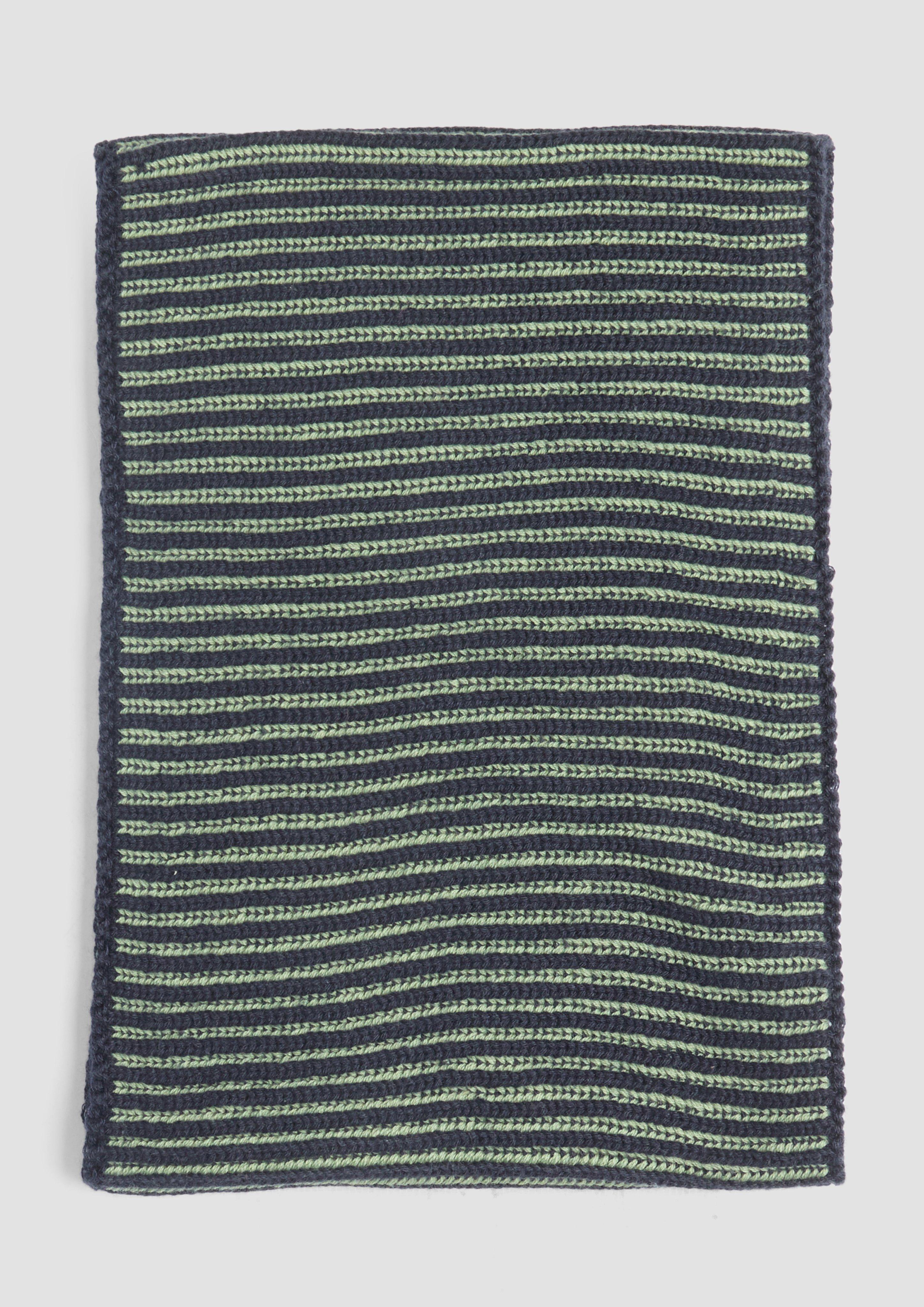 Snood in 5952