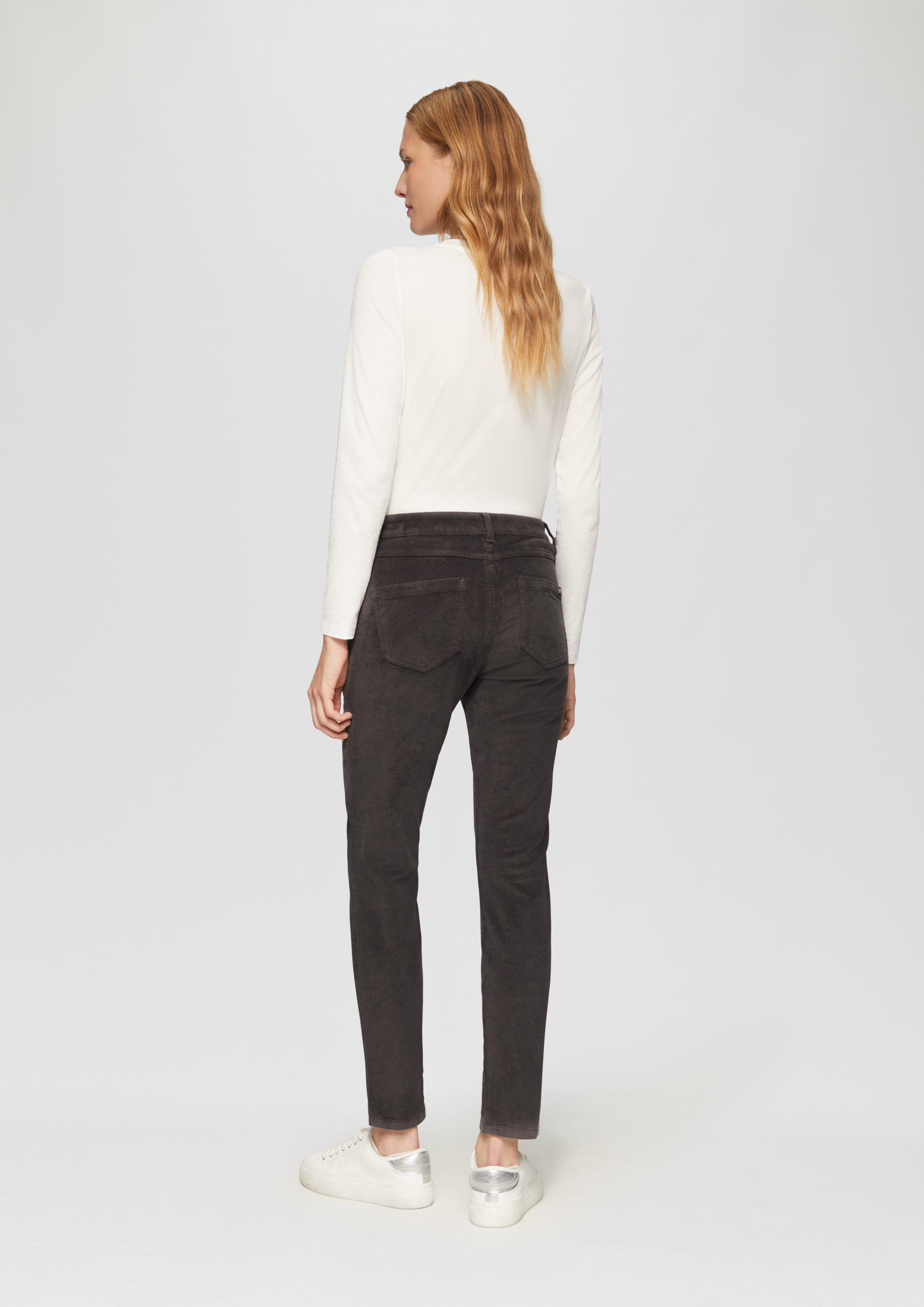 Broek in 9826, 8100 & 3301