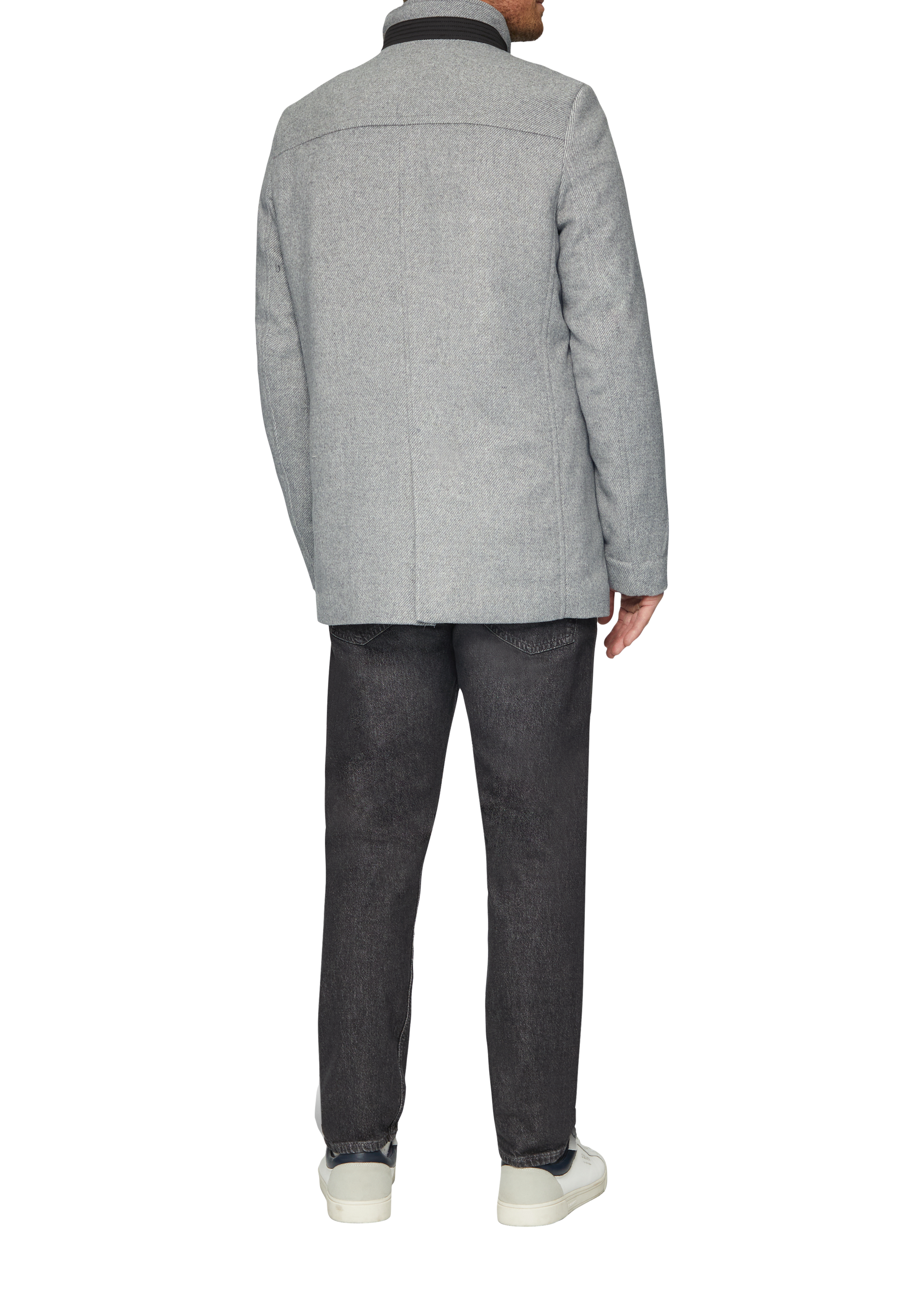 Thumbnail - Outdoor-Mantel