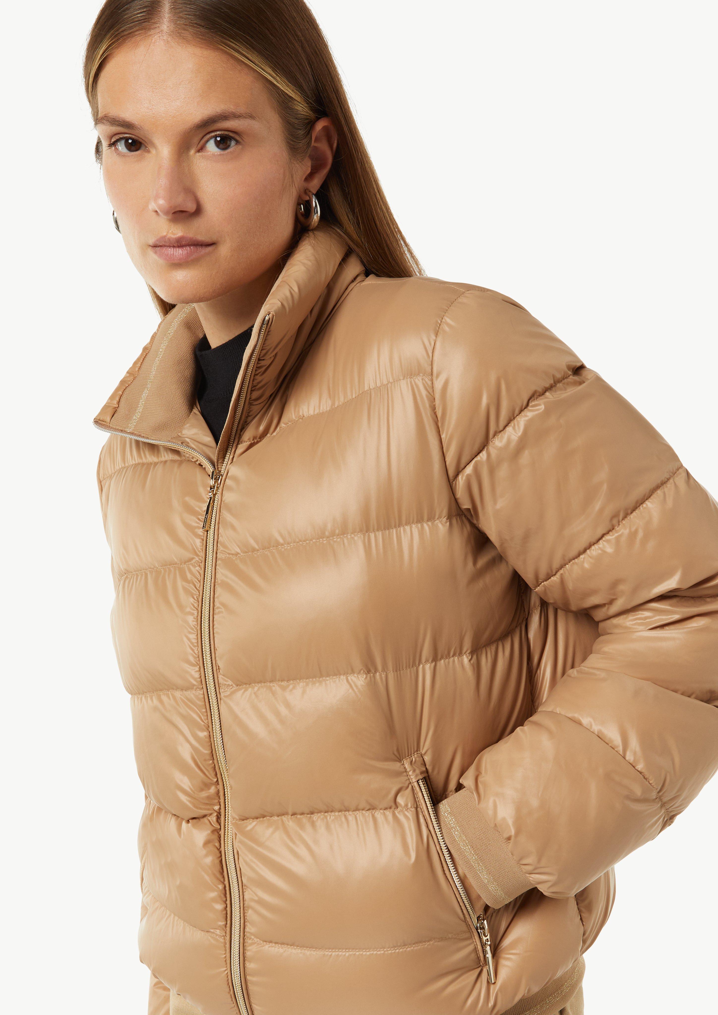 Puffer jacket with a stand-up collar and ribbed trims Puffer jacket with a stand-up collar and ribbed trims