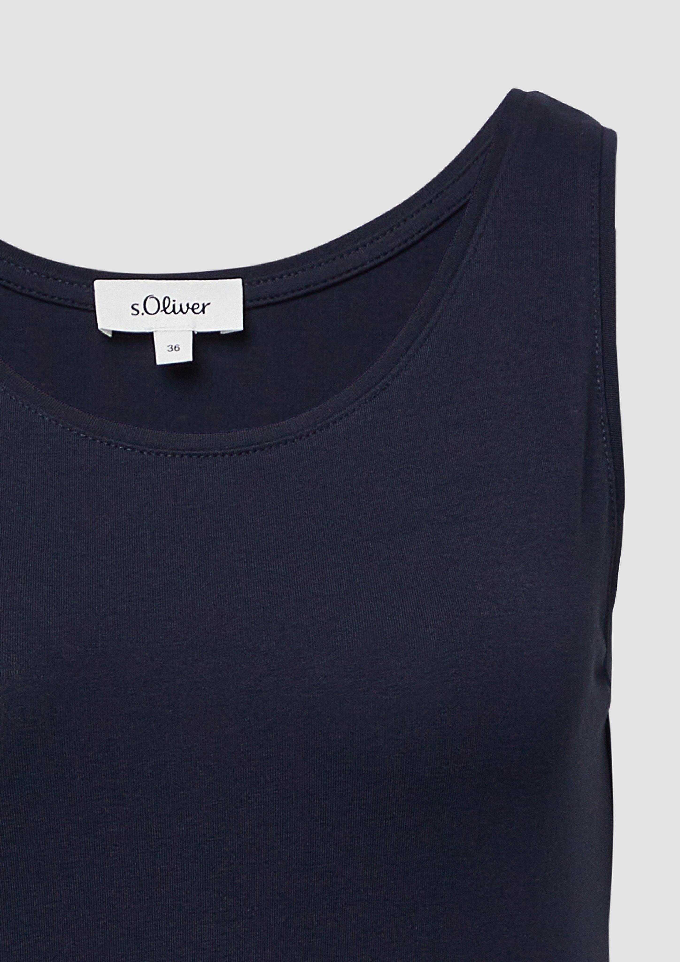 T-Shirt in 5959, 9999 & 0100