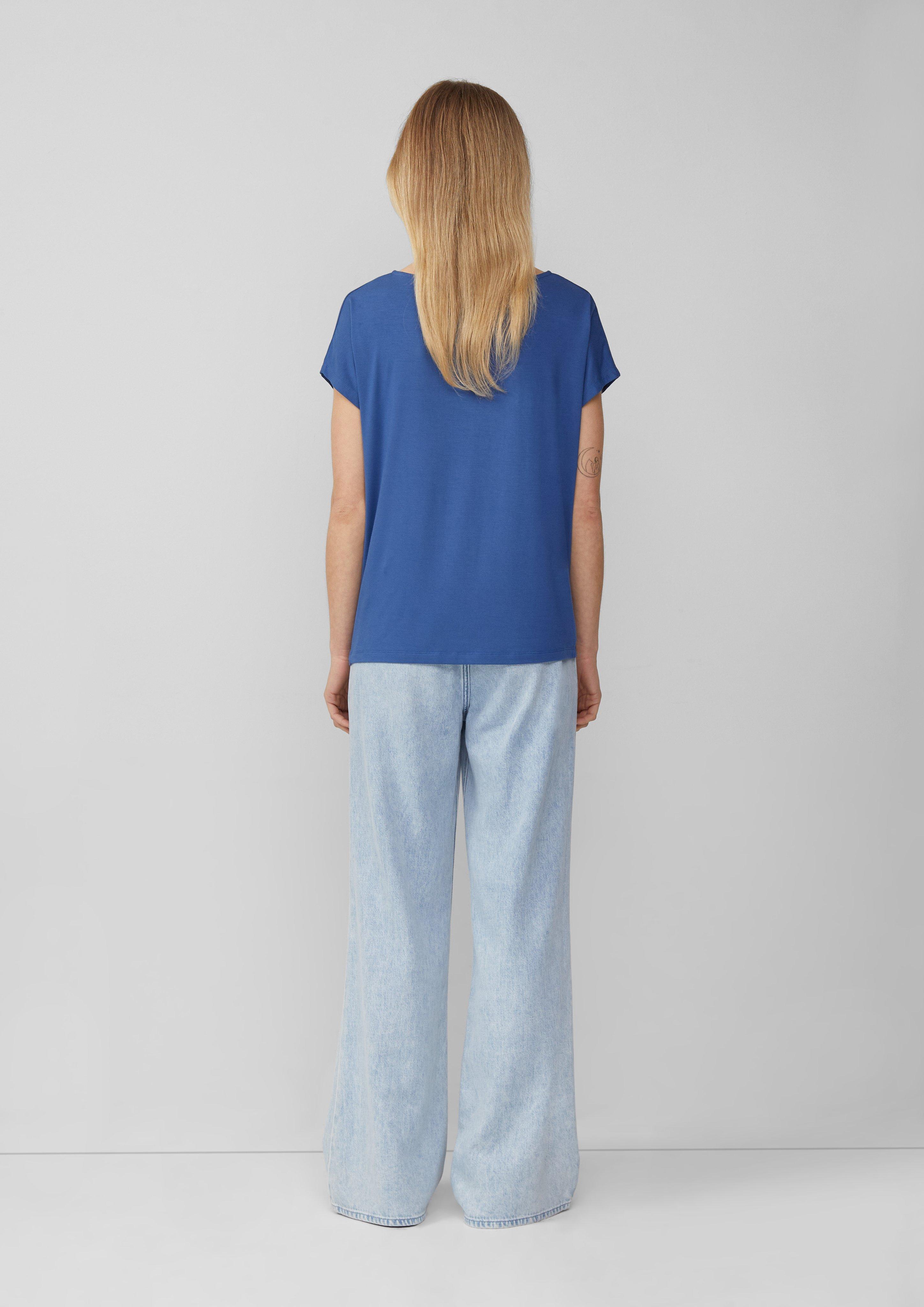 T-shirt in 5527, 5959, 9999, 0100, 6933, 3902 & 0805