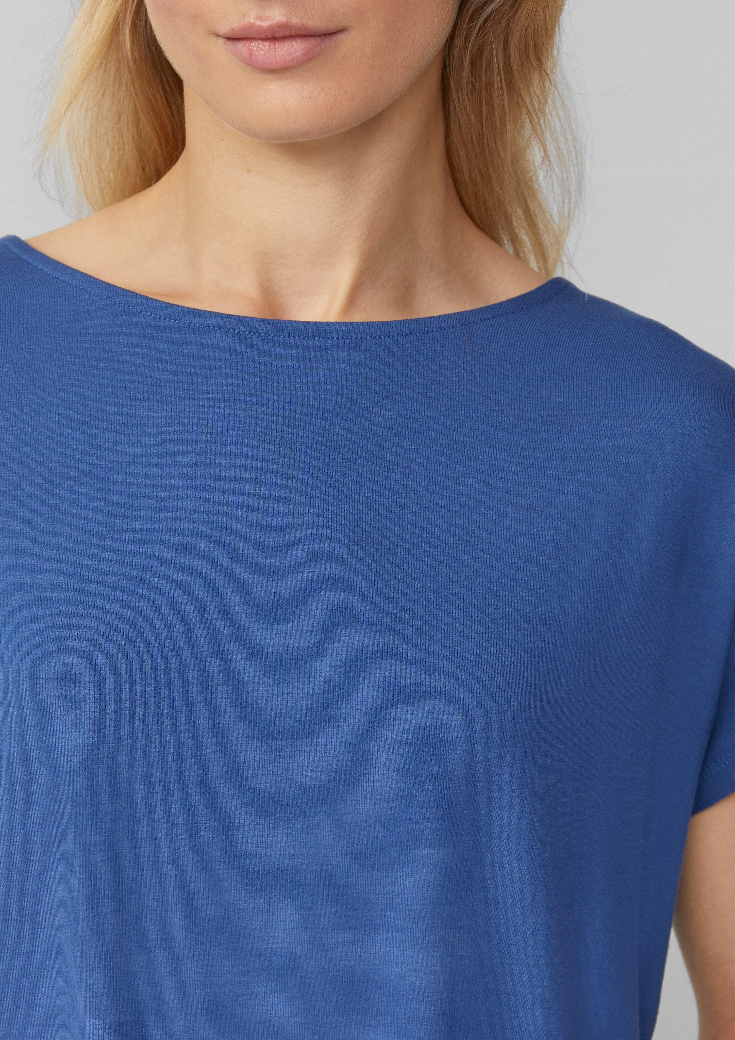 T-shirt in 5527, 5959, 9999, 0100, 6933, 3902 & 0805