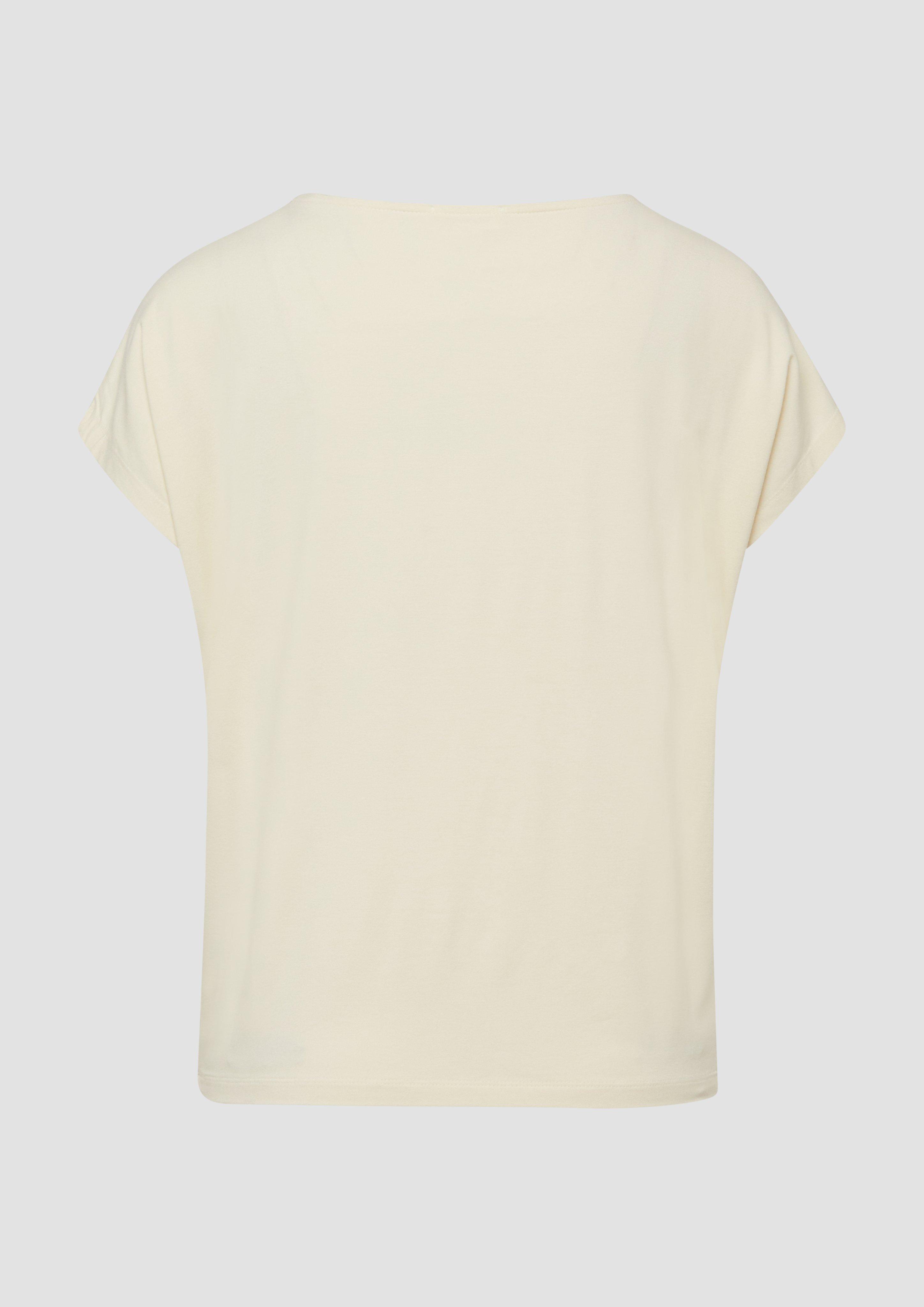 T-Shirt in 8000, 5959, 9999, 0100, 6933, 3902, 5527, 0805, 5141, 4116 & 7900