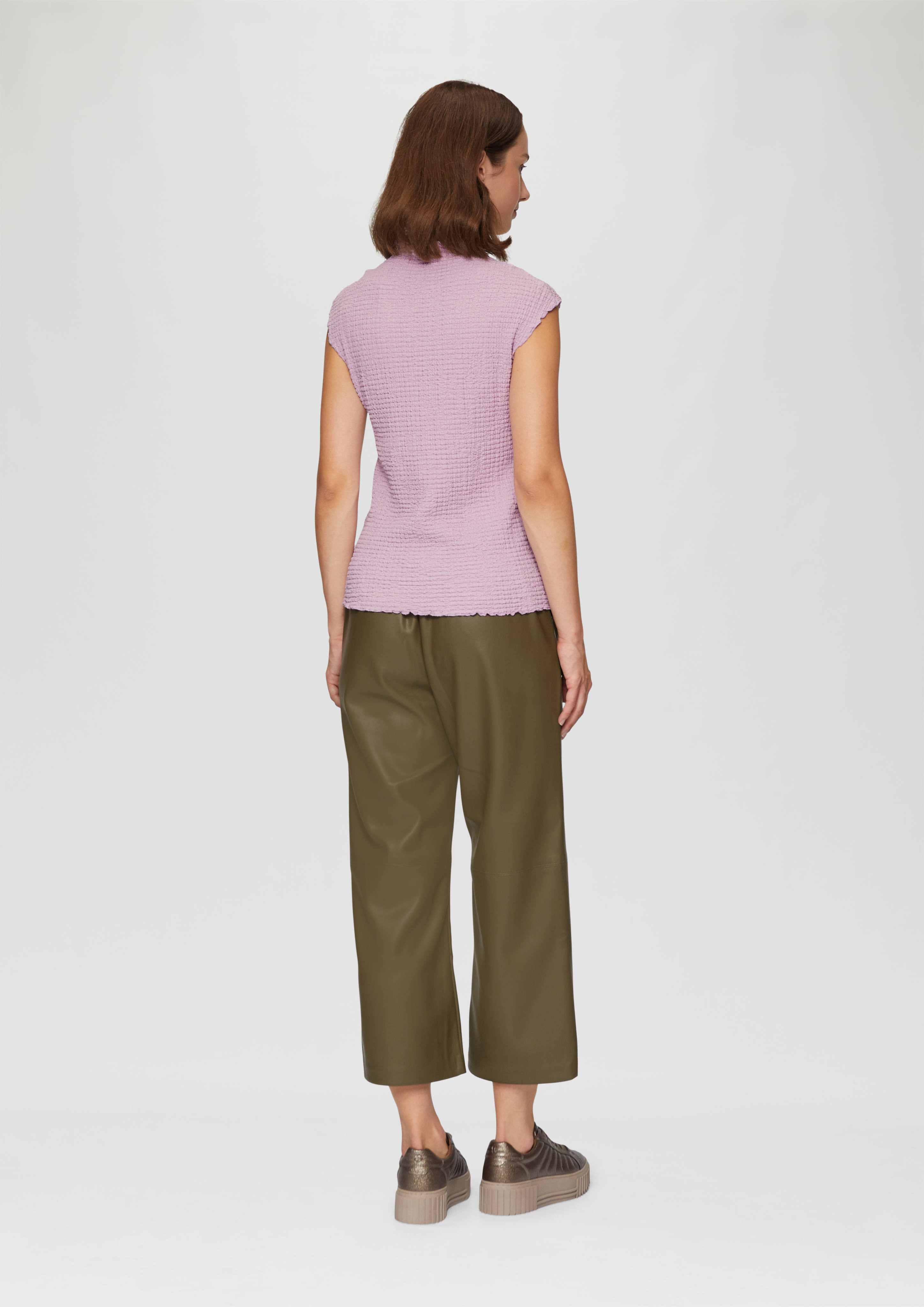 T-shirt in 4703 & 9999