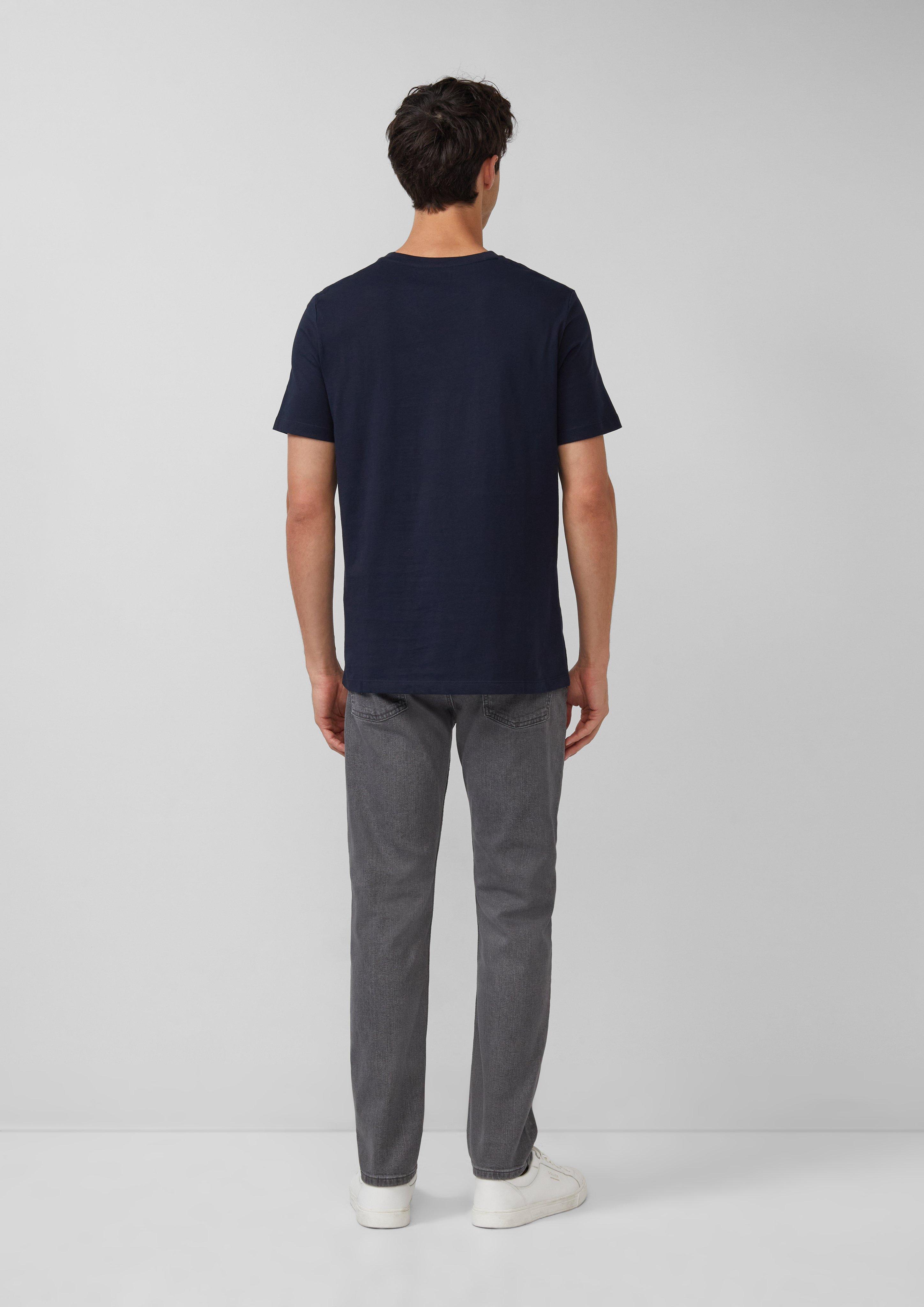 T-shirt in 5978 & 0100