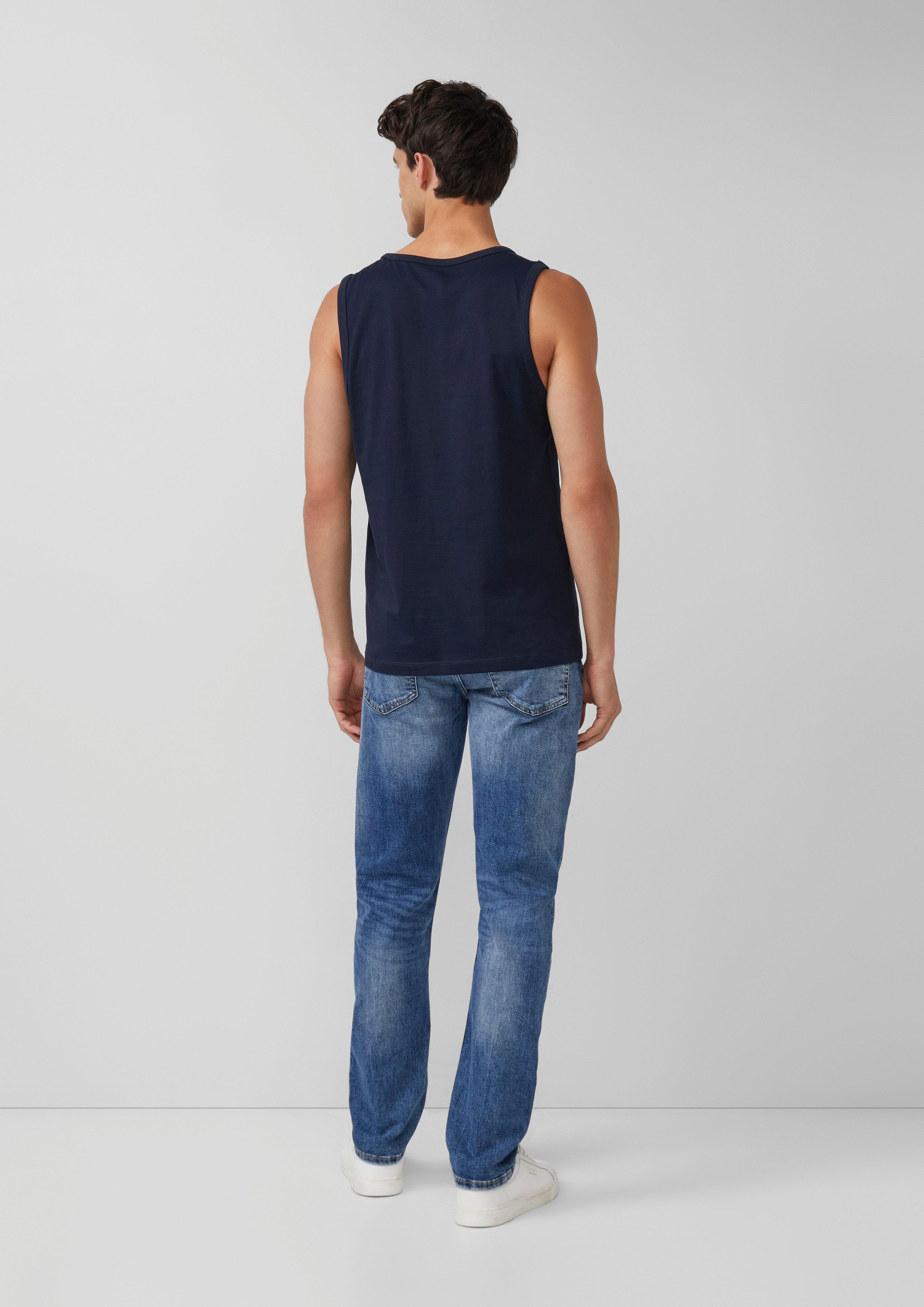 T-Shirt in 5978, 9999 & 0100