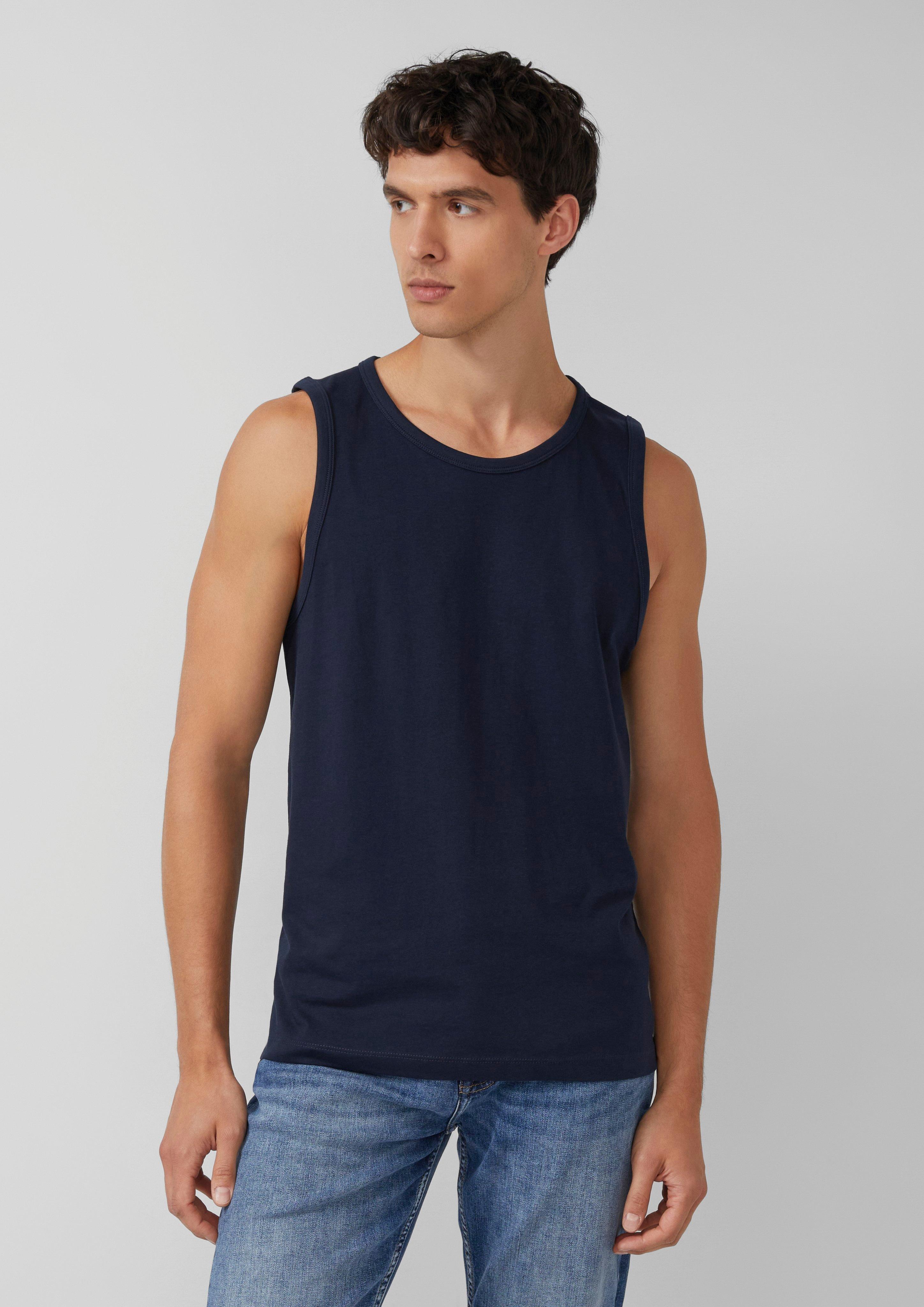 T-Shirt in 5978, 9999 & 0100