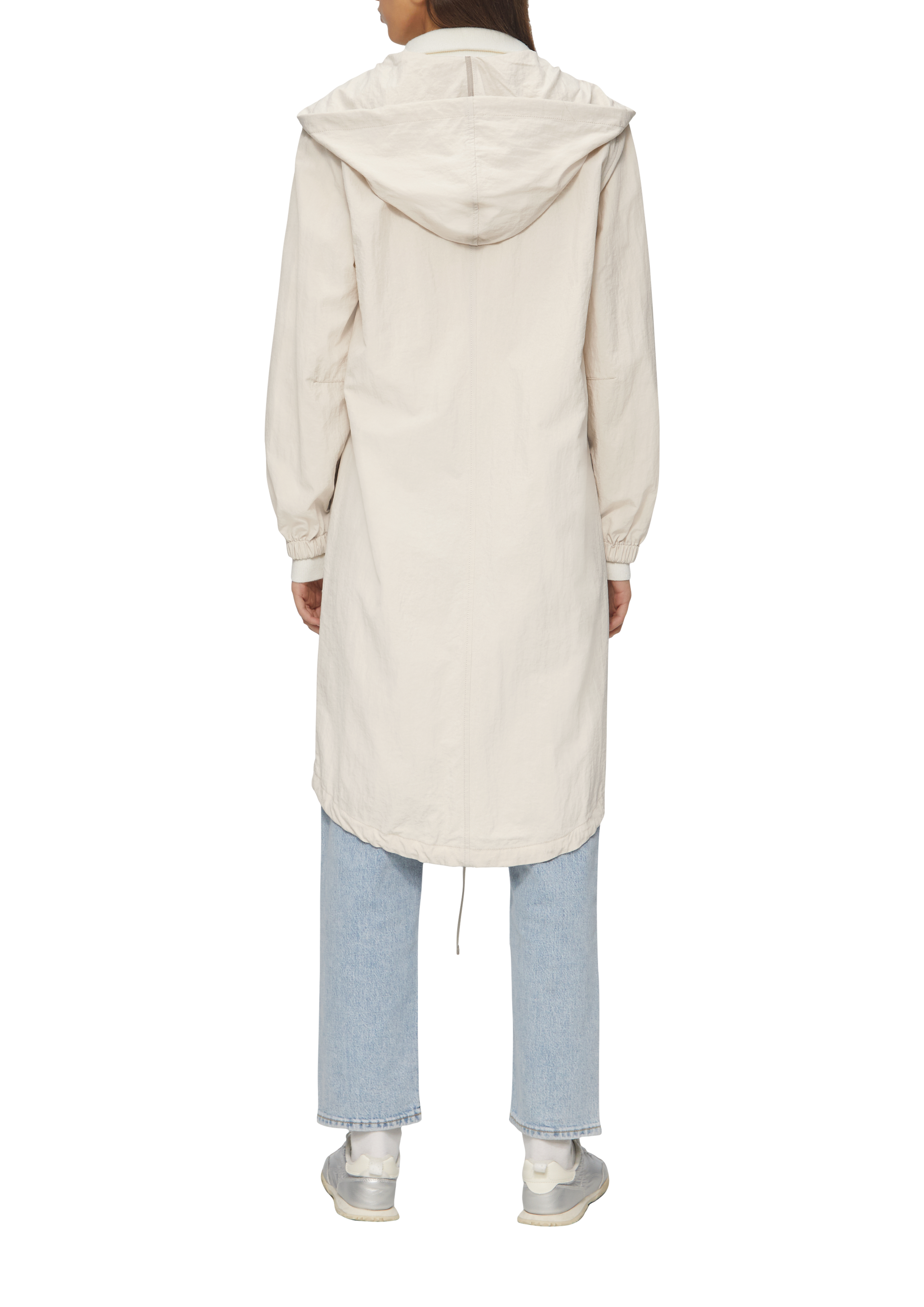 Thumbnail - Outdoor-Mantel