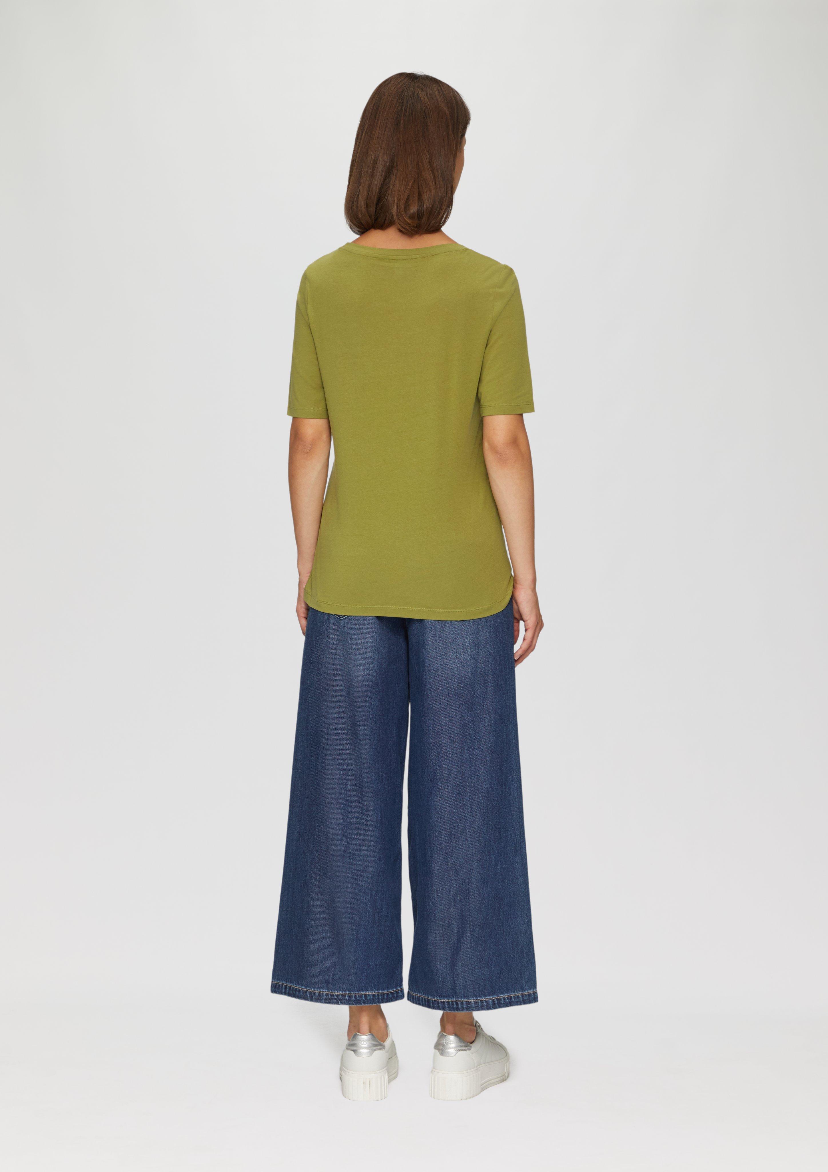 T-shirt in 7774 & 4703