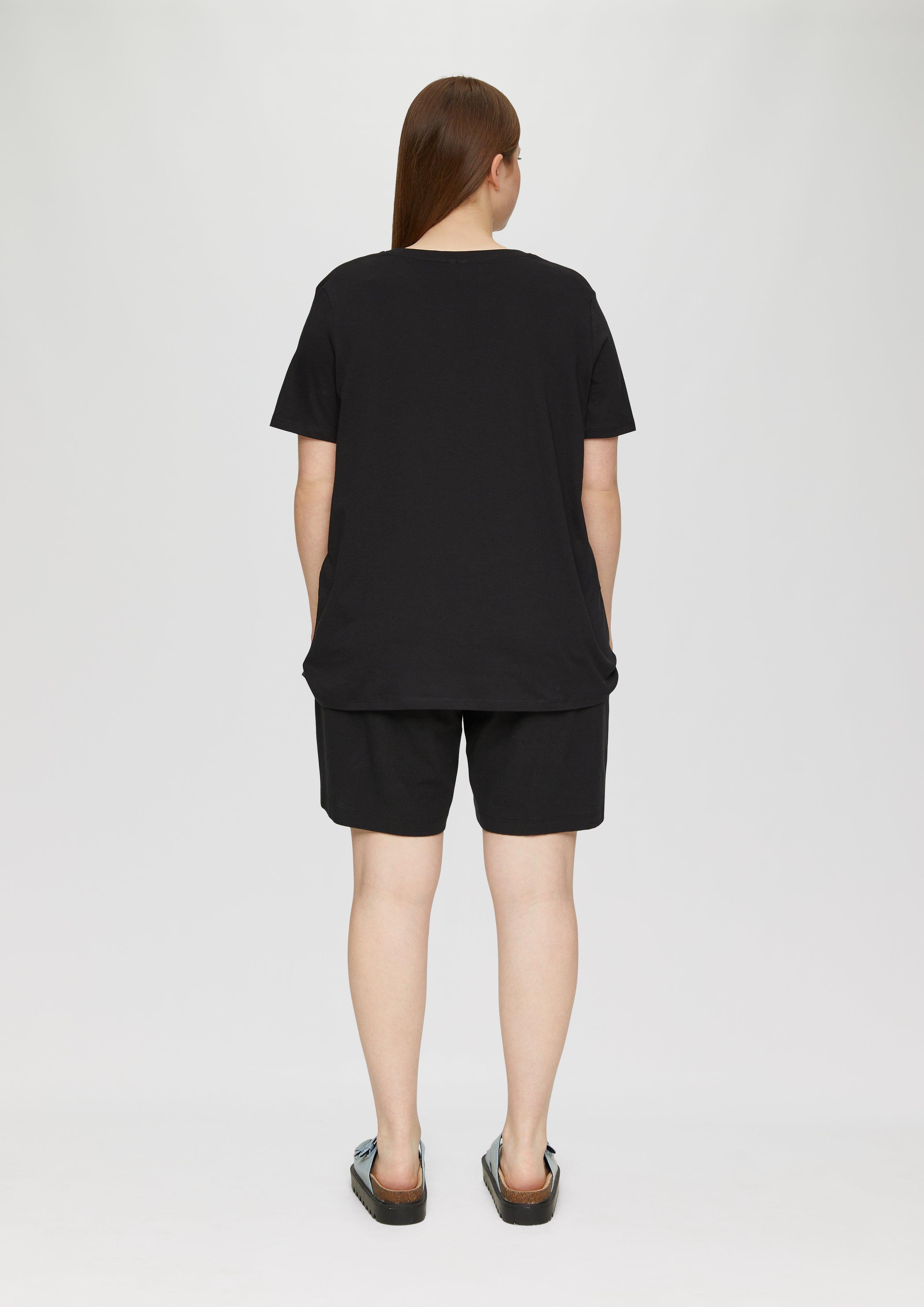 T-shirt in 99D0, 47D1 & 83D0