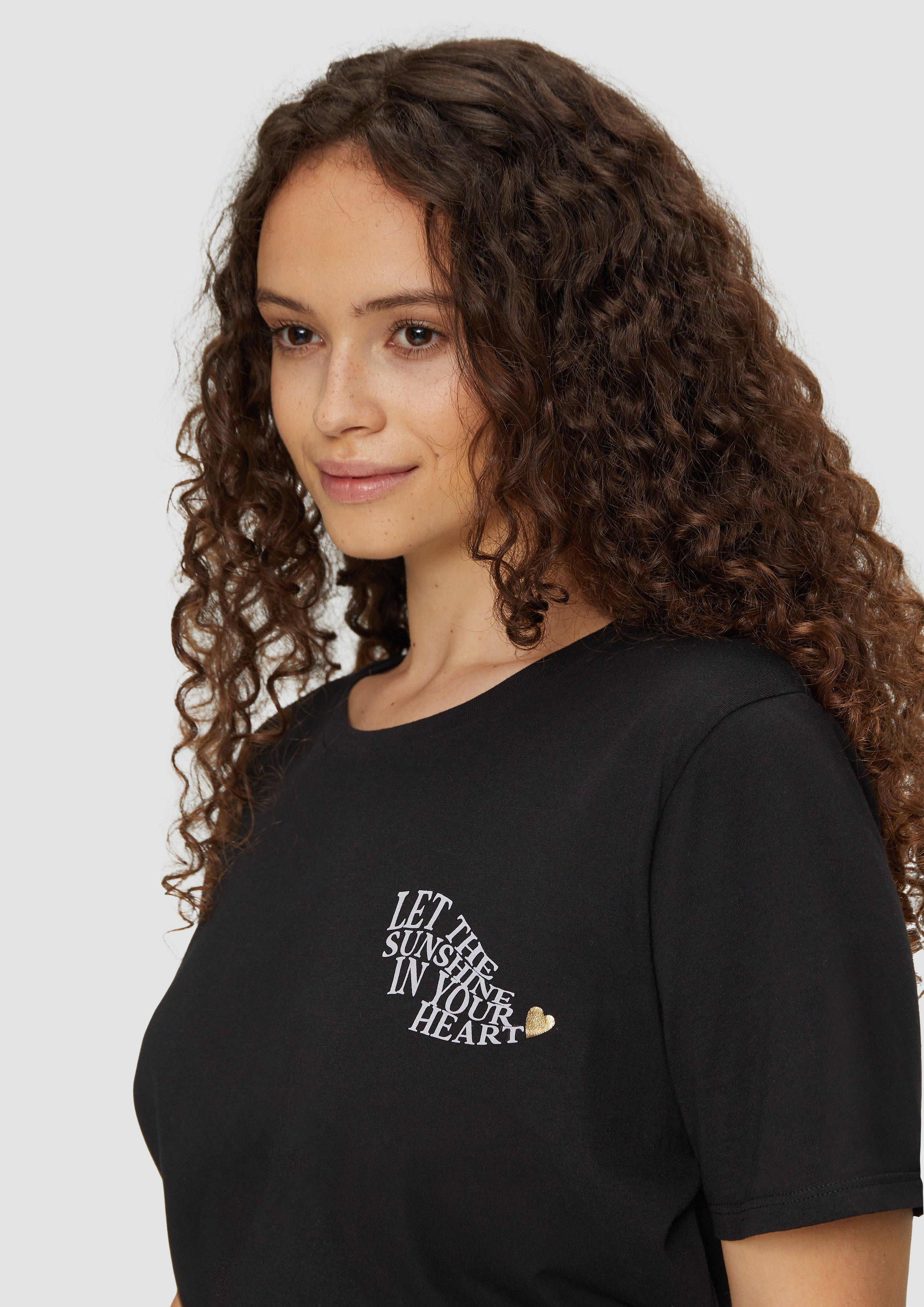 T-shirt in 99D0, 72D0 & 01D0