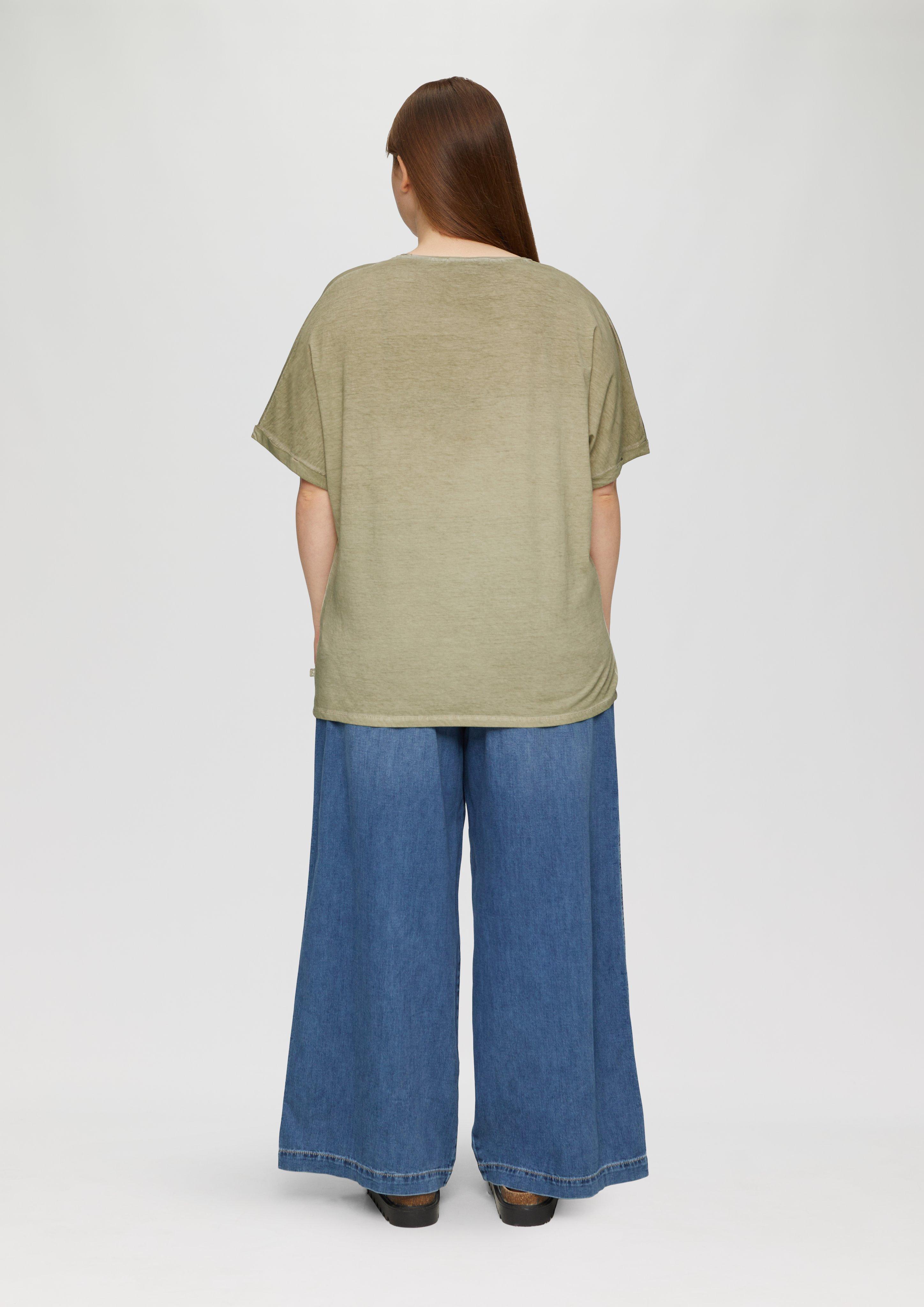 T-Shirt in 72D0 & 99D0