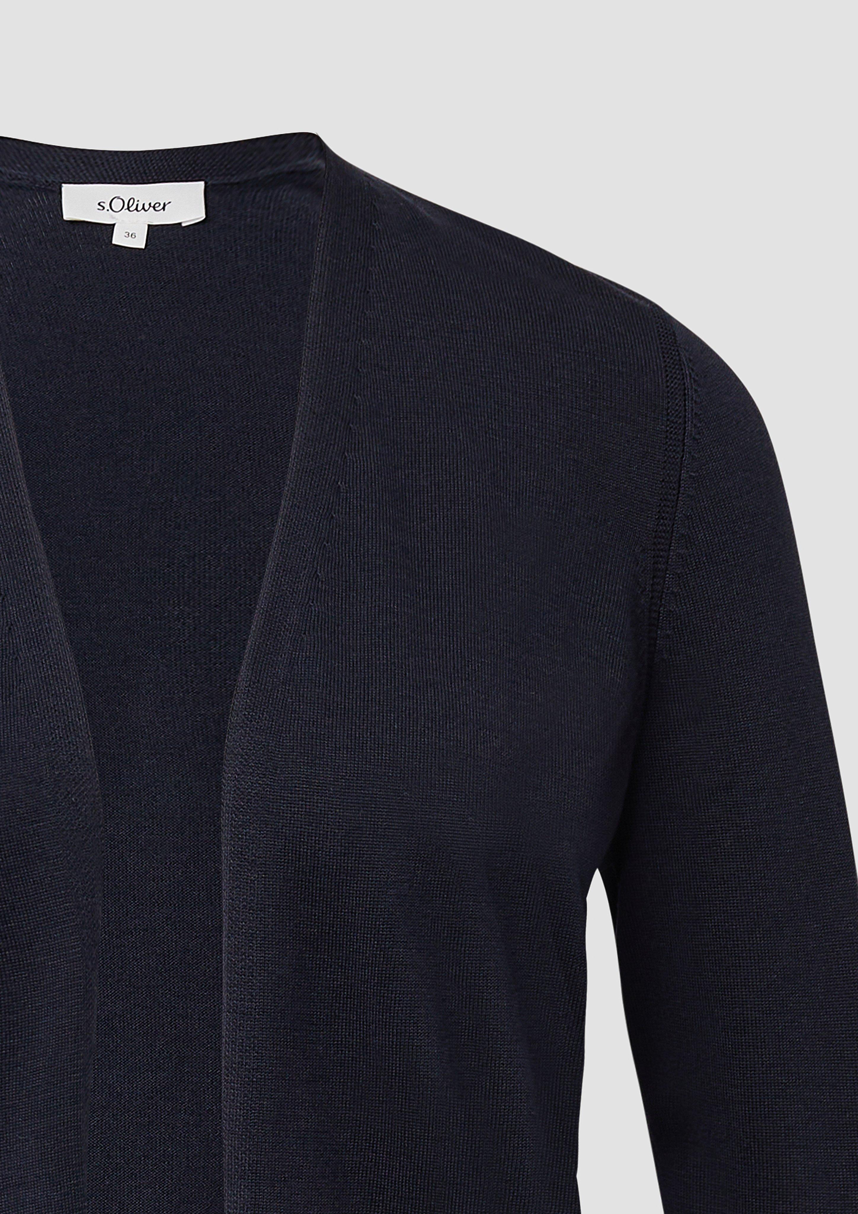 Cardigan in 5959, 7774, 82W7, 9730, 9999, 4703, 4101, 5513 & 81W1