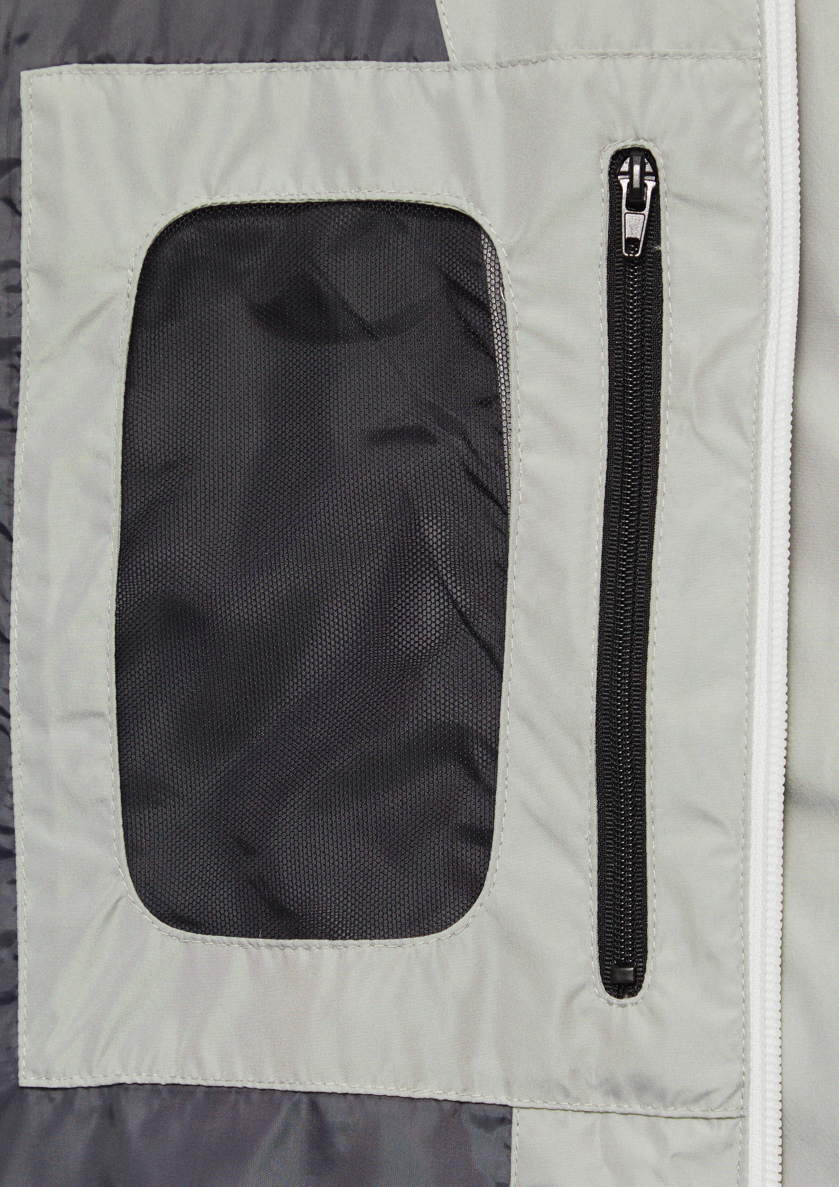 Outdoor-Jacke in 9105