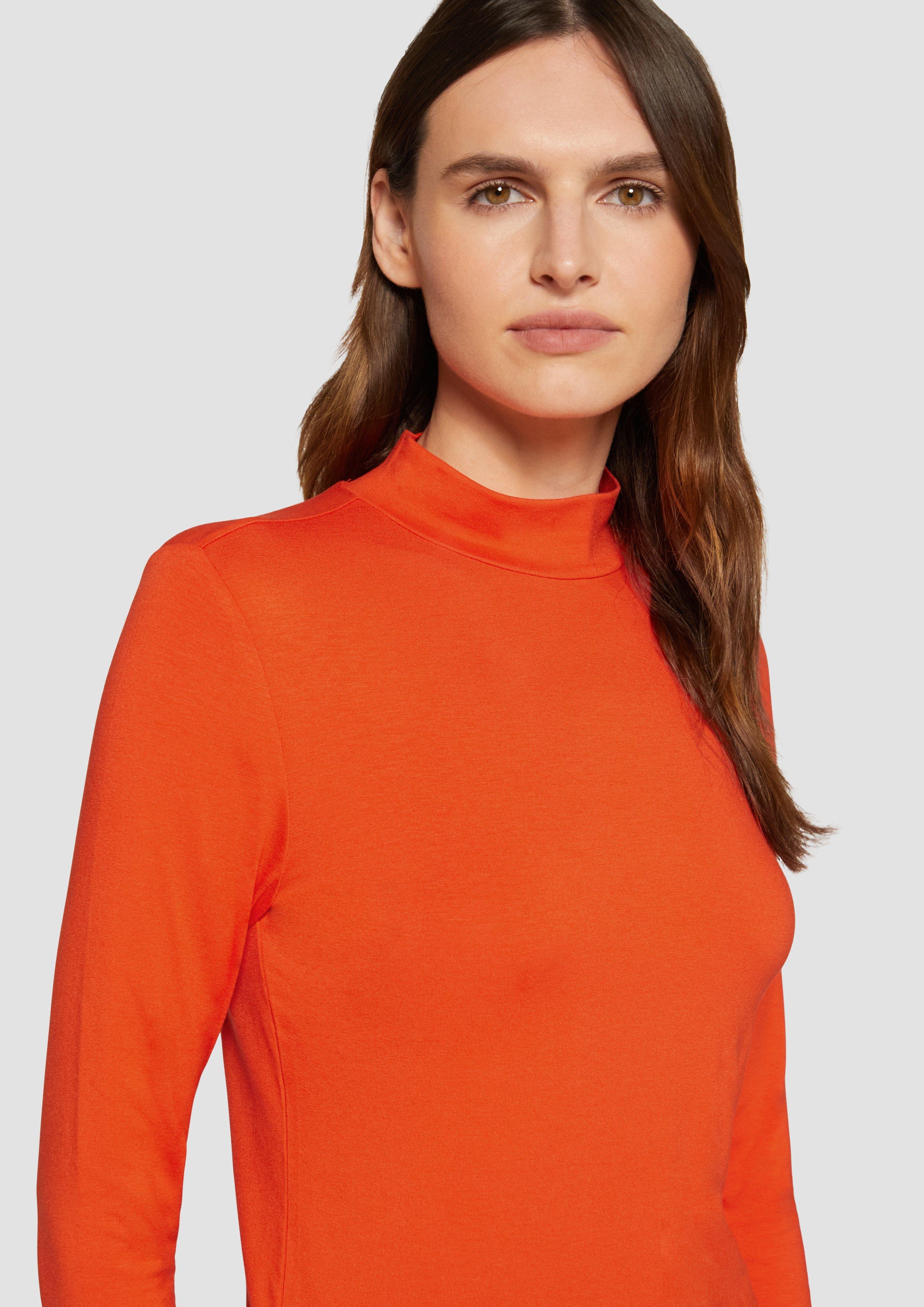 T-shirt in 2586, 0210, 0010, 98A2, 9999, 25A2 & 6469