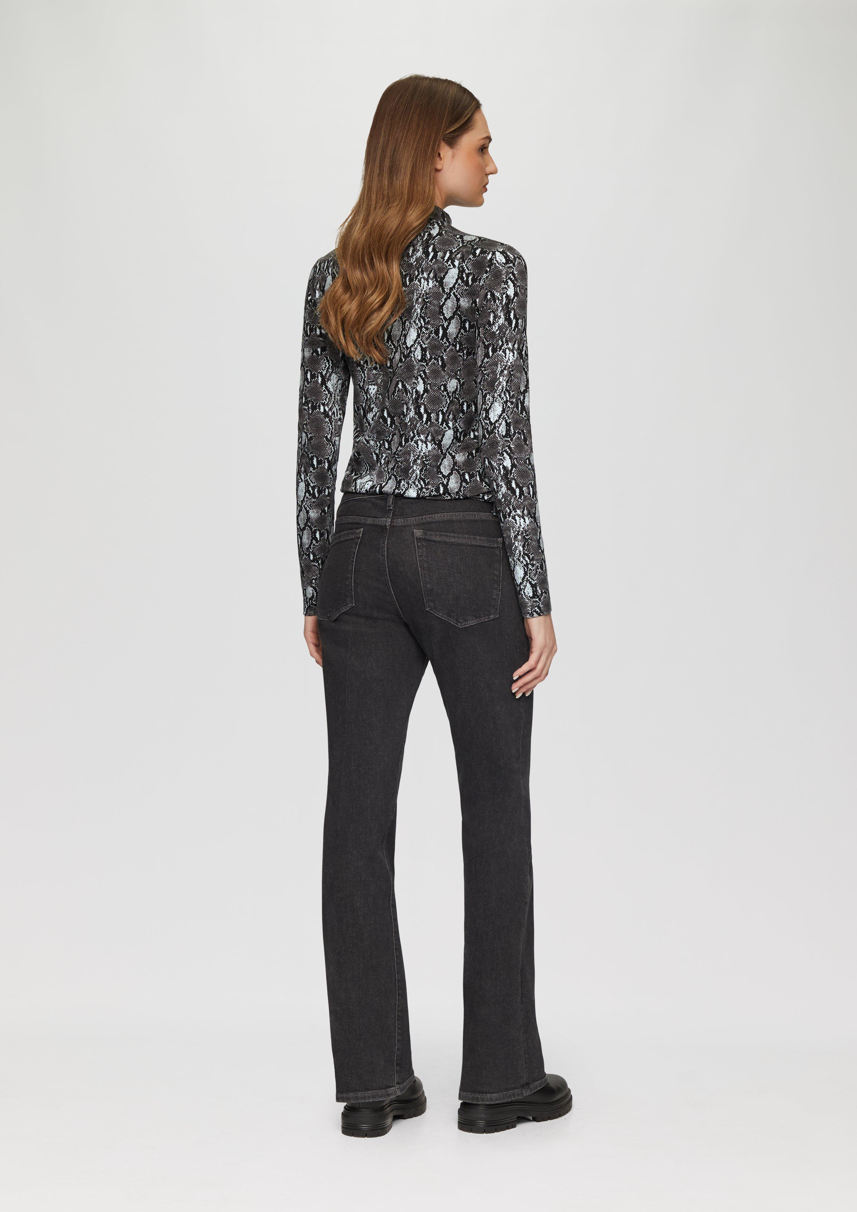 T-shirt in 98A2, 2586, 0210, 0010, 9999, 25A2 & 6469