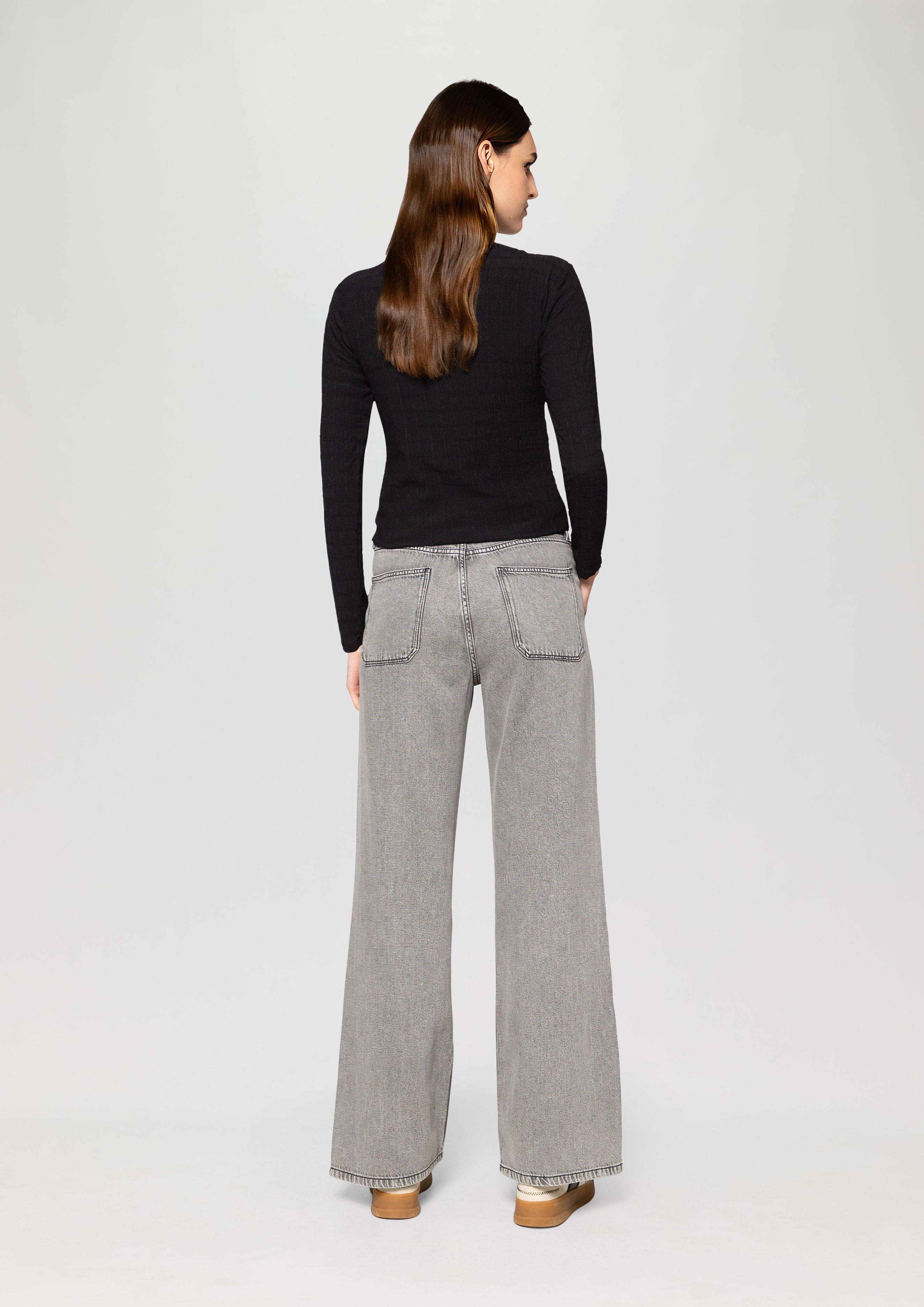 T-Shirt in 9999, 6469 & 0210