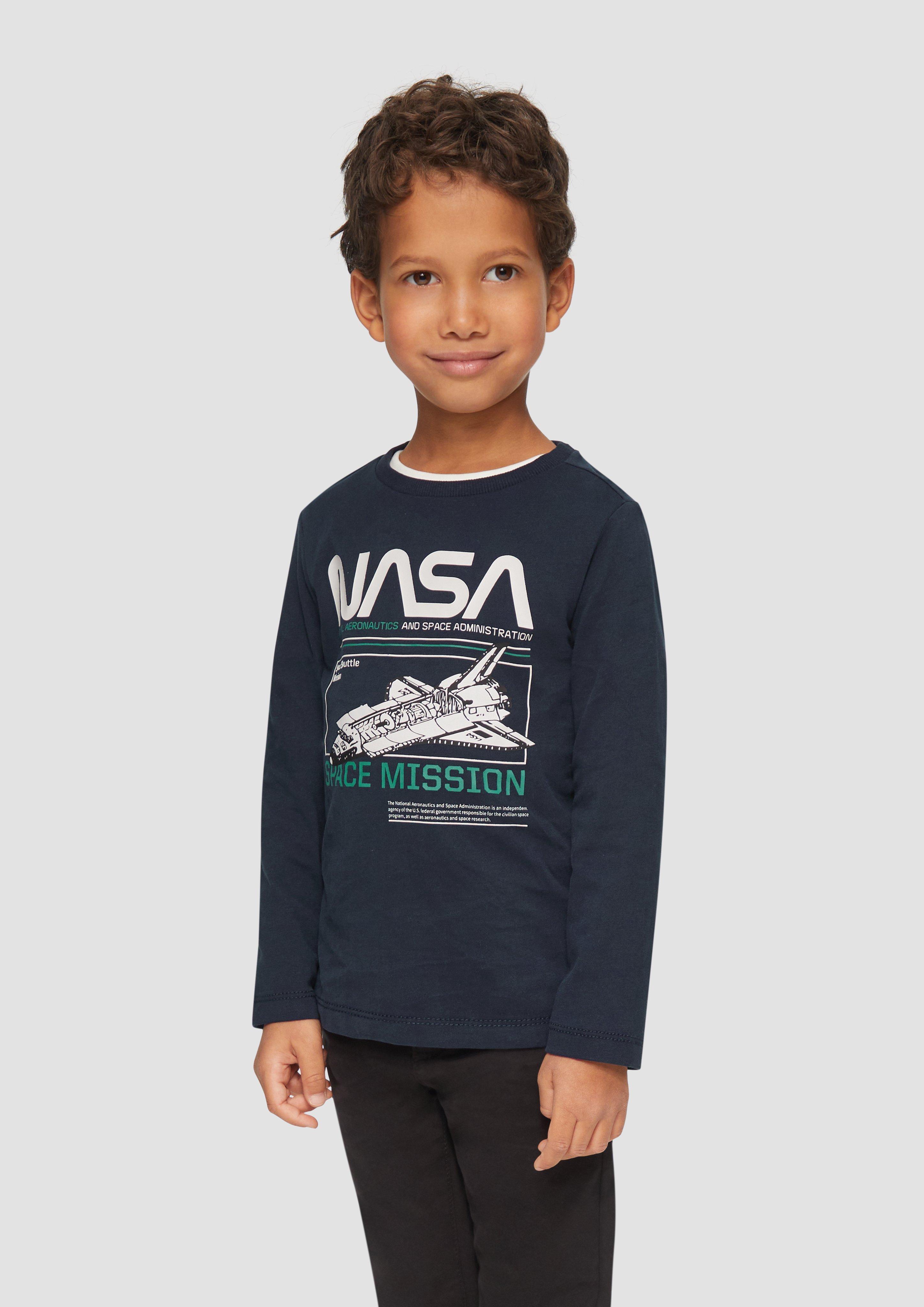 T-shirt in 5952 & 0210