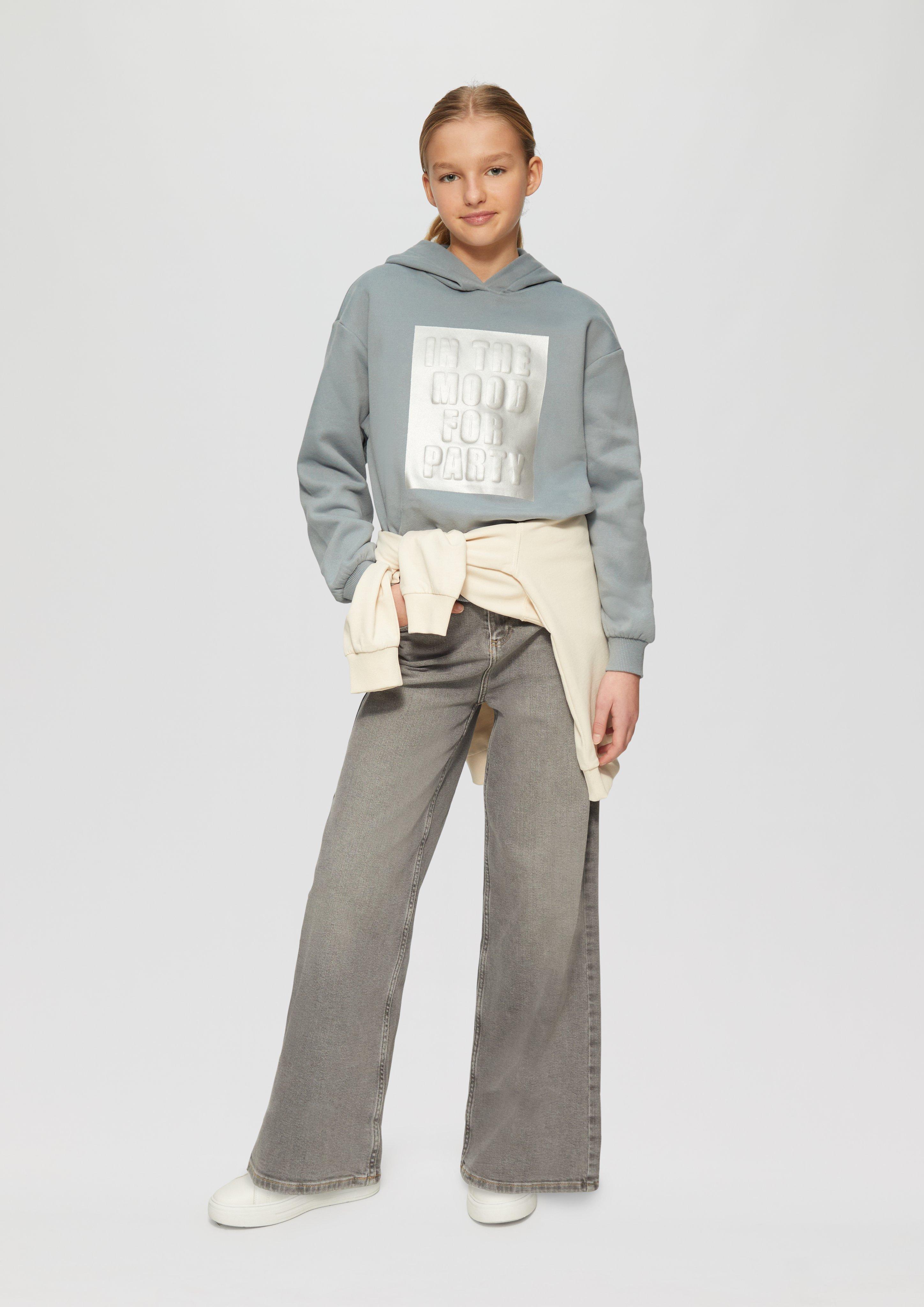 Sweatshirt in 5242, 0210 & 9999