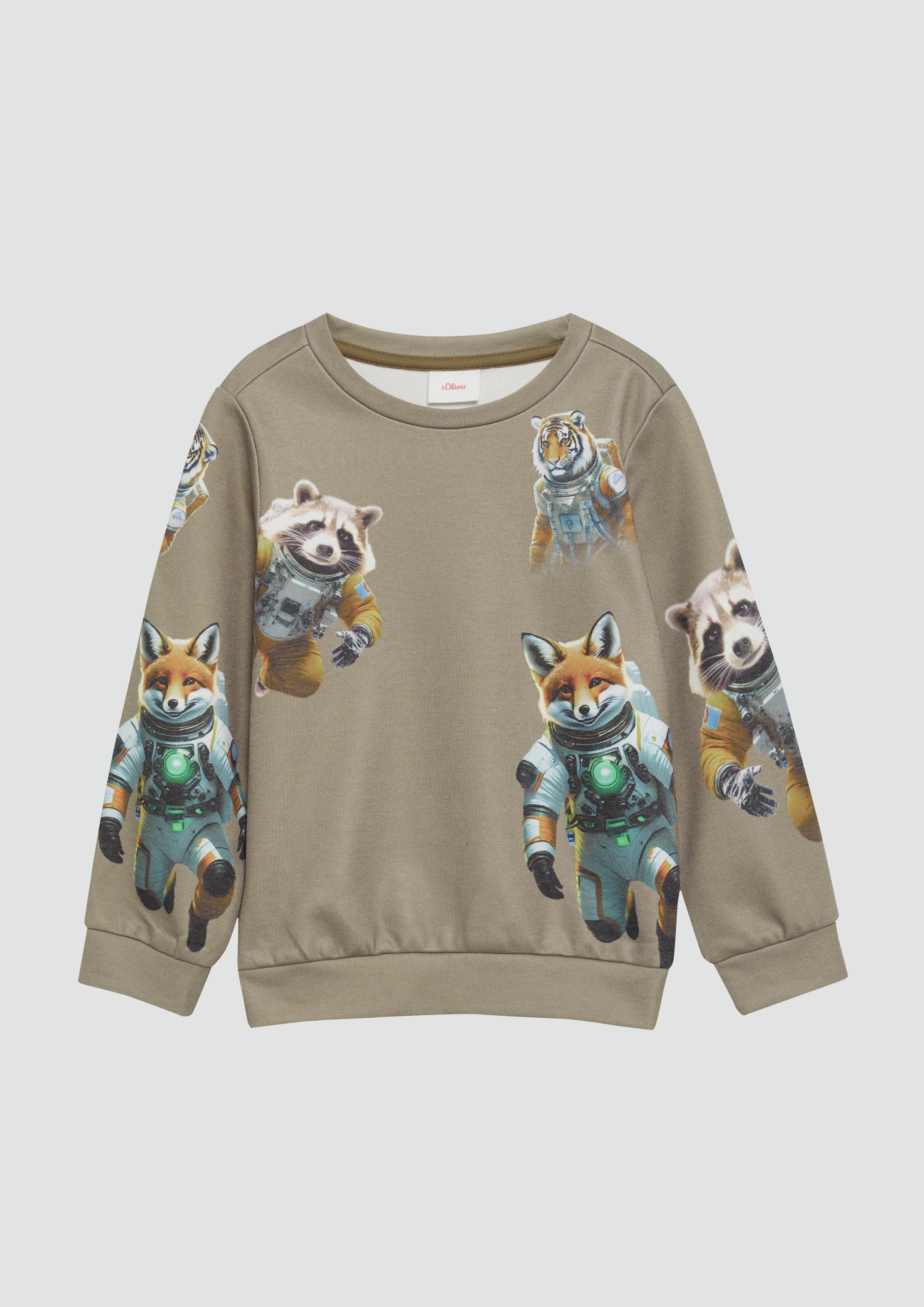 Sweatshirt