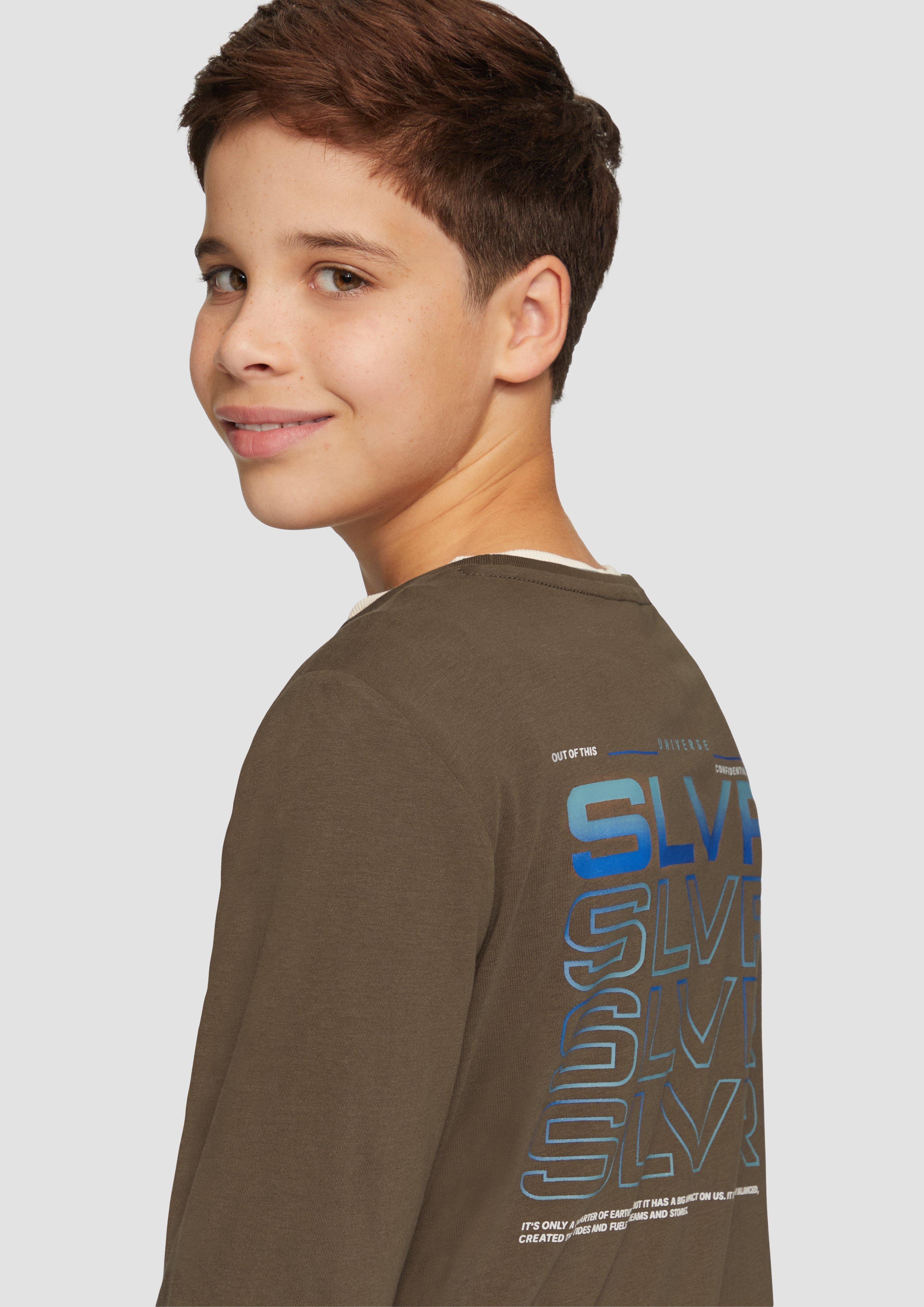 T-Shirt in 8810, 9999 & 6342