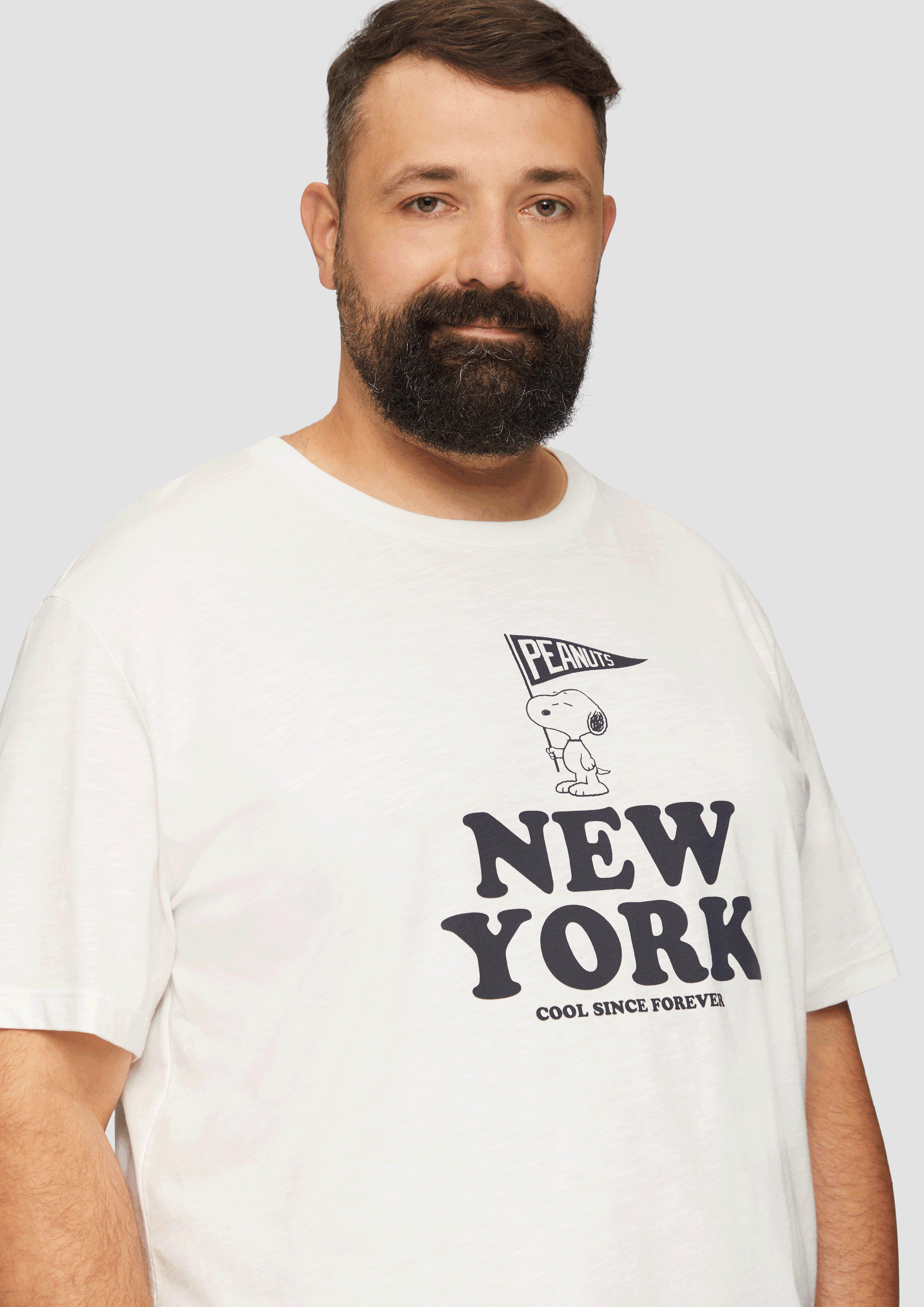 T-shirt in 01D6, 40D6, 48D5, 77D4 & 59D2