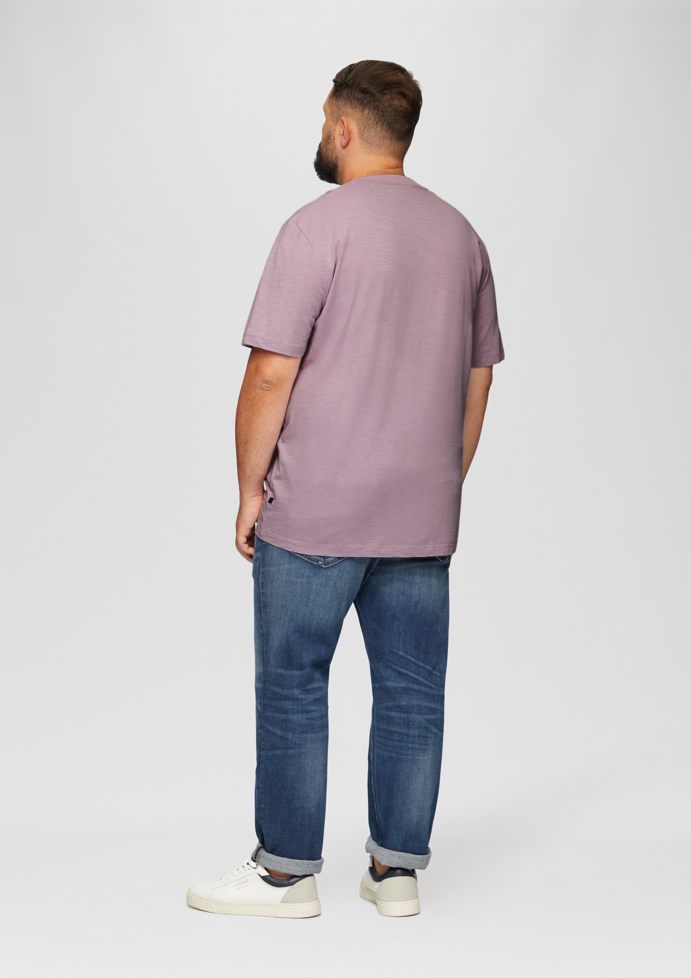 T-shirt in 40D6, 01D6, 77D4 & 59D2