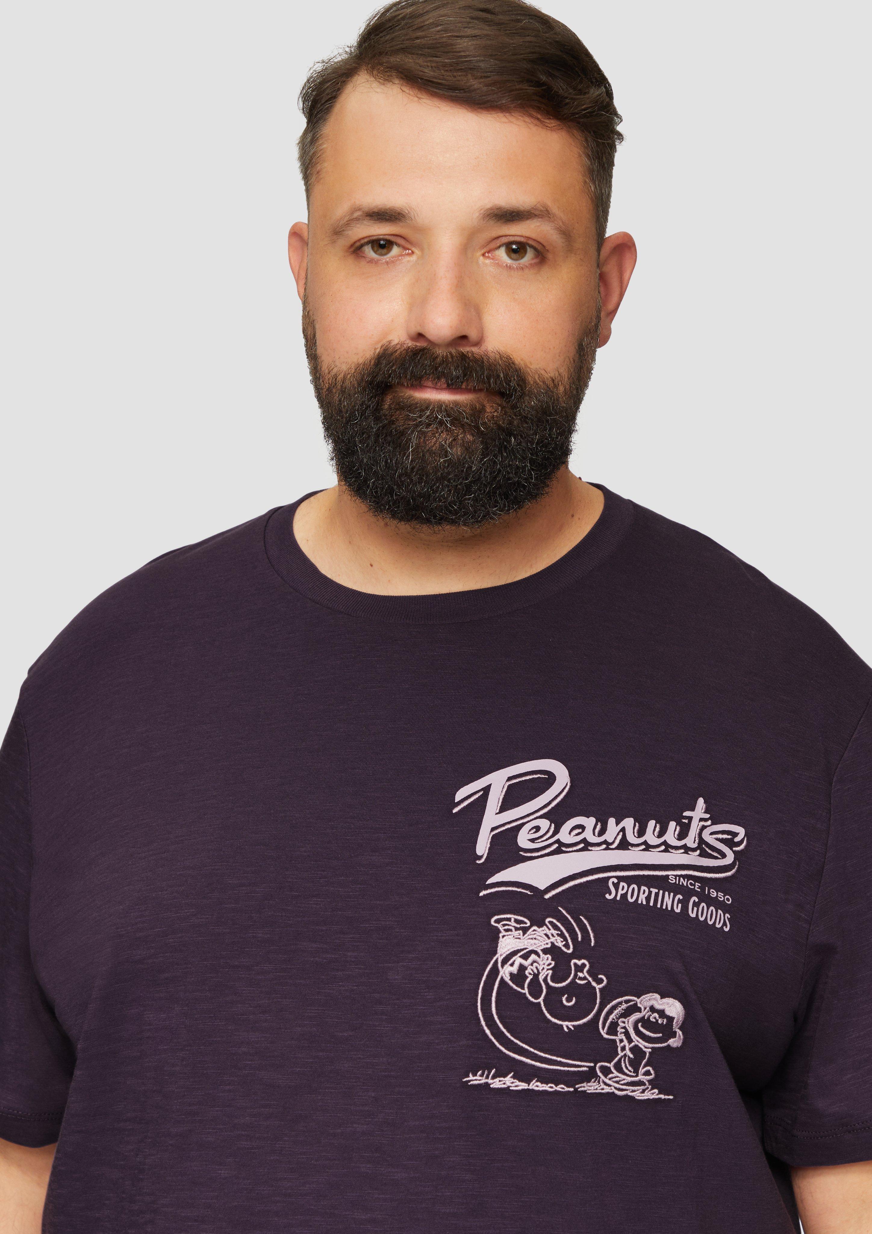 T-shirt in 48D5, 40D6, 01D6, 77D4 & 59D2