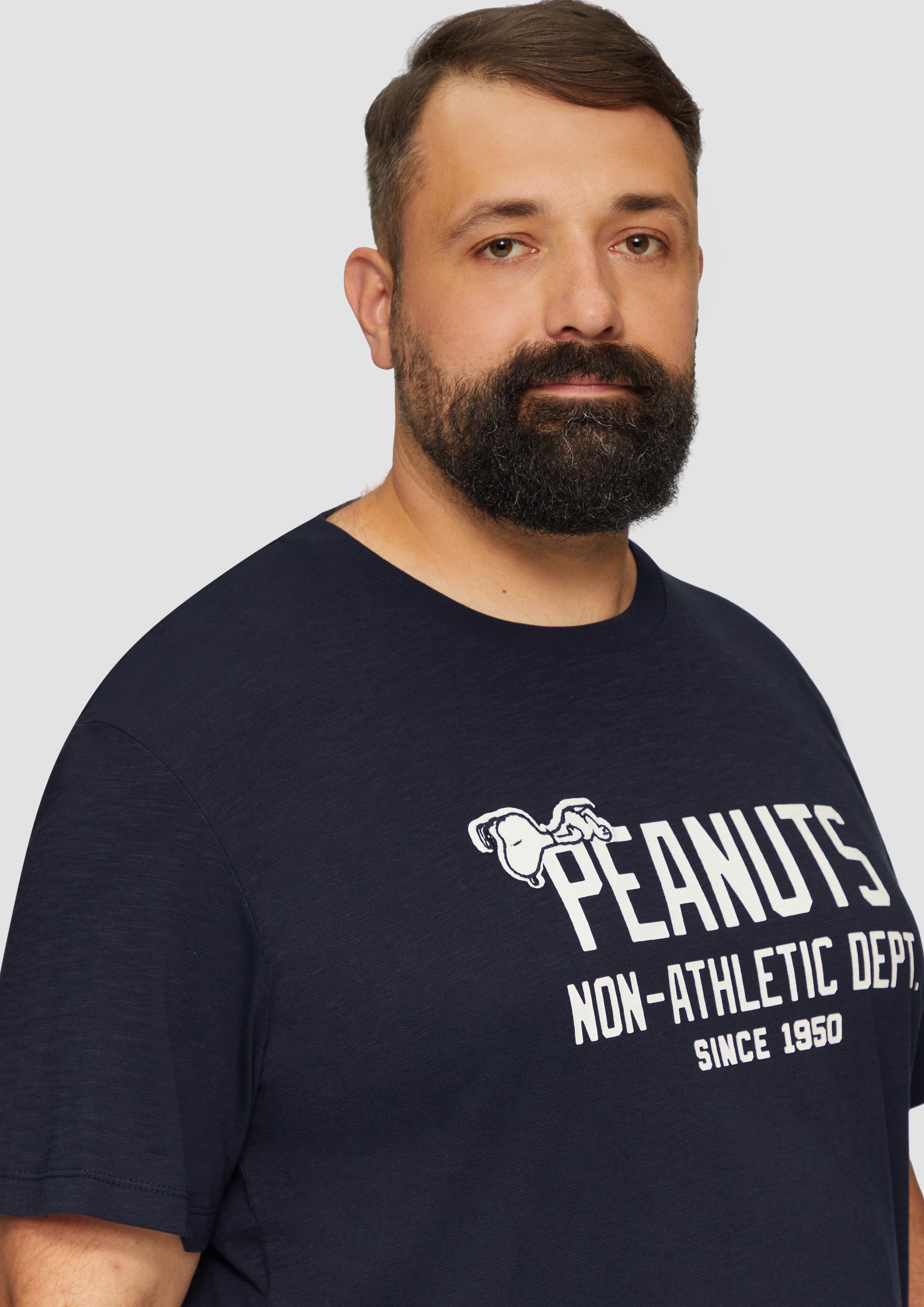 T-shirt in 59D2, 40D6, 01D6, 48D5 & 77D4